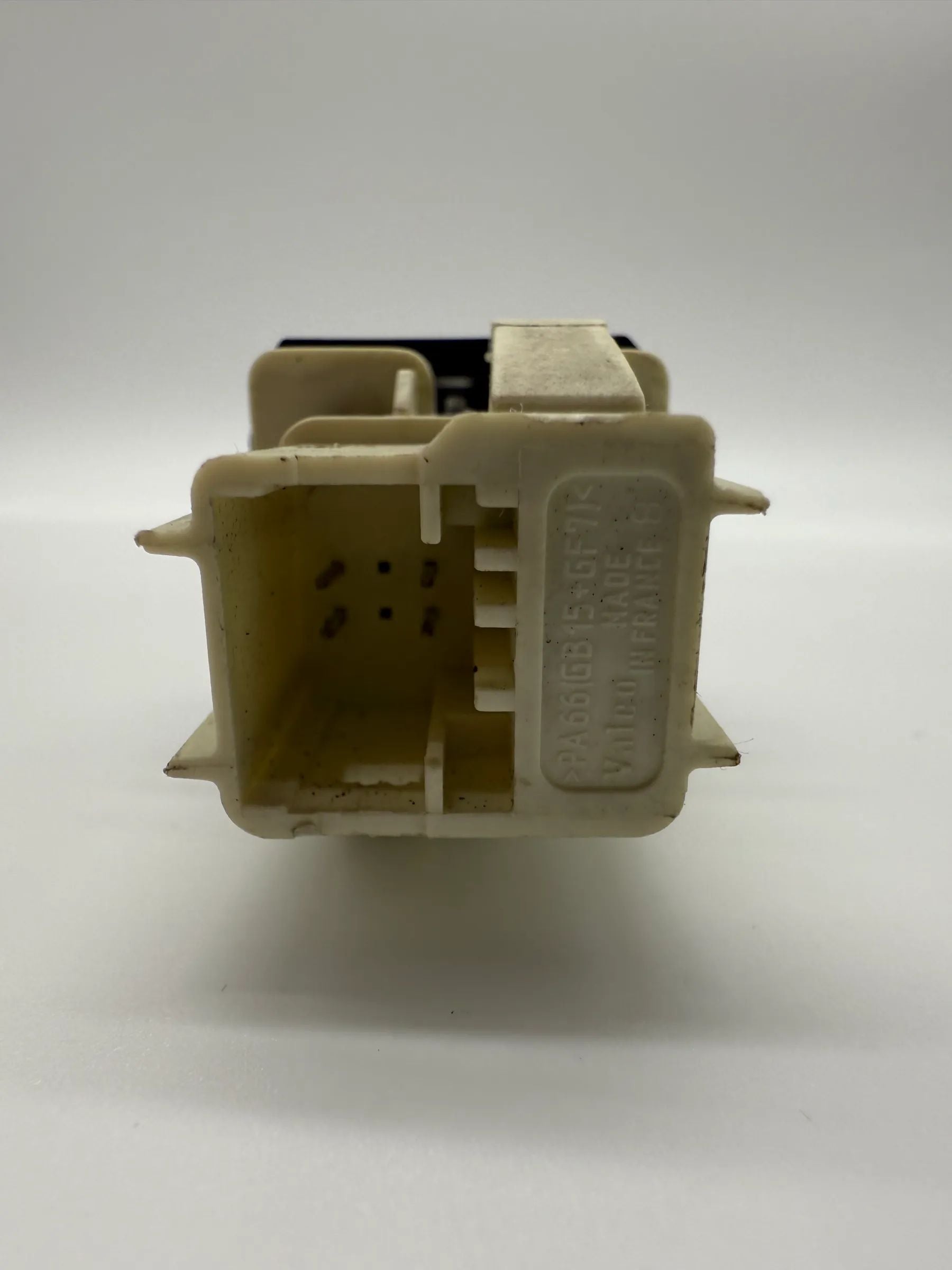 Oryginalny przełącznik ESP Citroen Xsara Picasso VALEO 9643213977