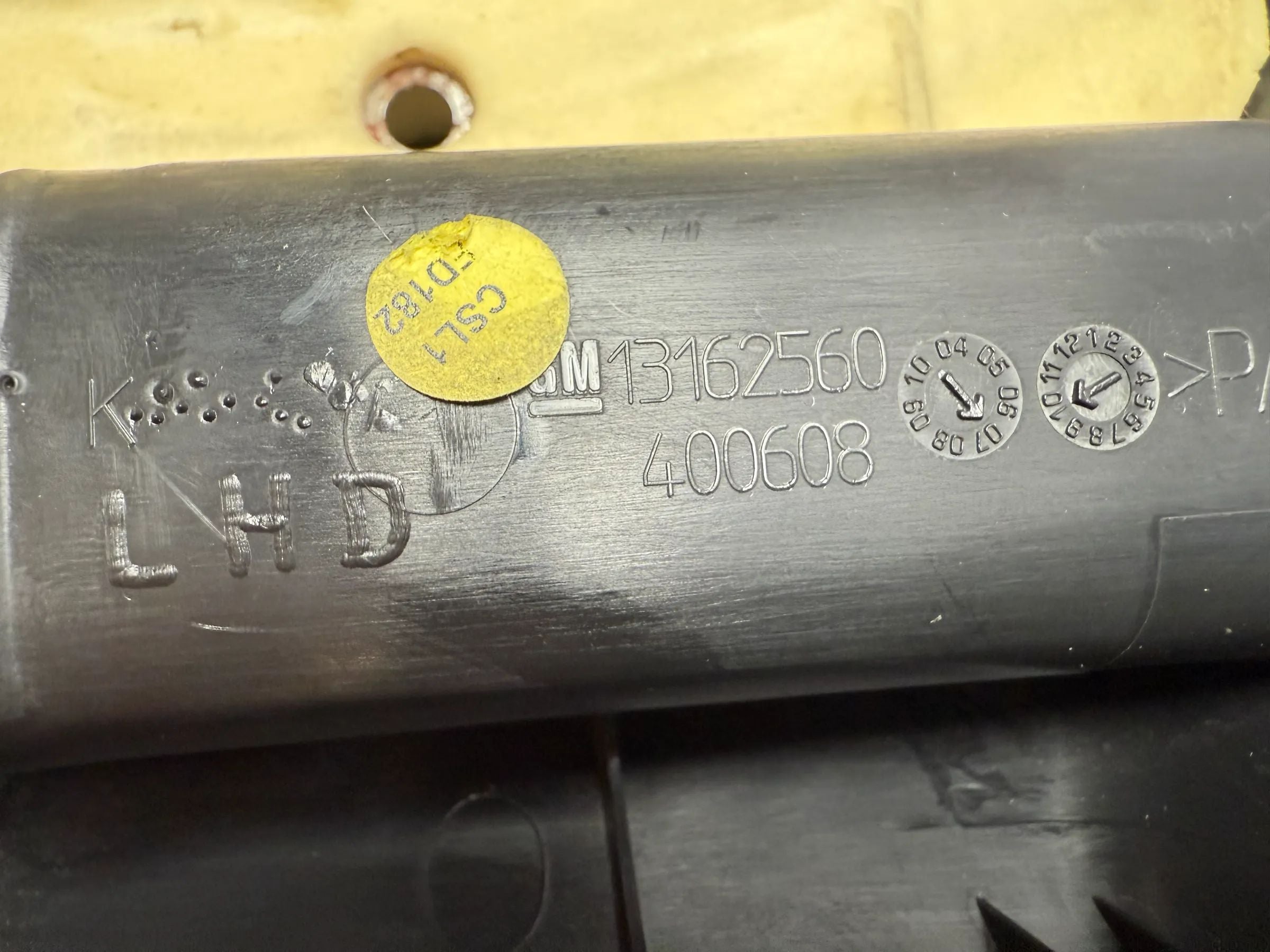 Оригинальная обшивка облицовка рулевой колонки Zafira B 13162560