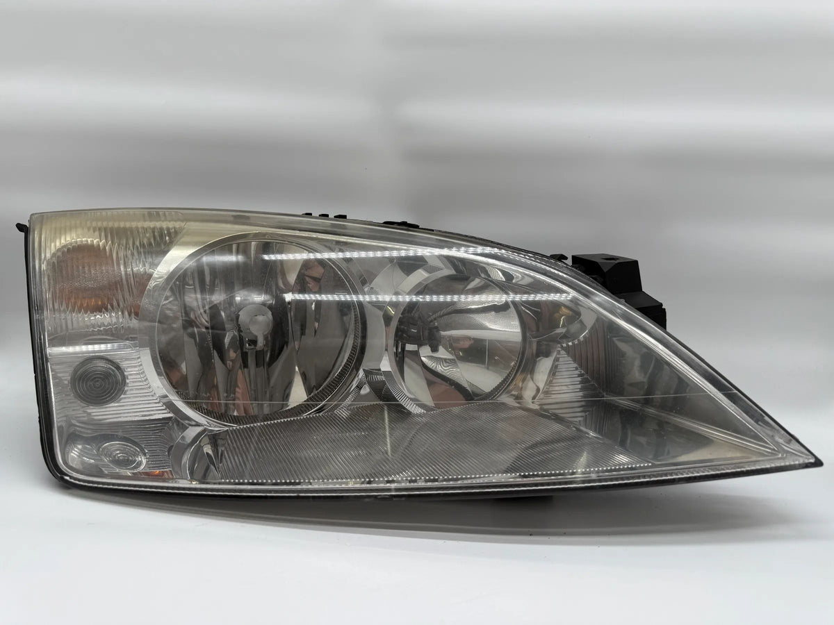Original headlight Ford Mondeo III Mk3 1S7113005AK Right 