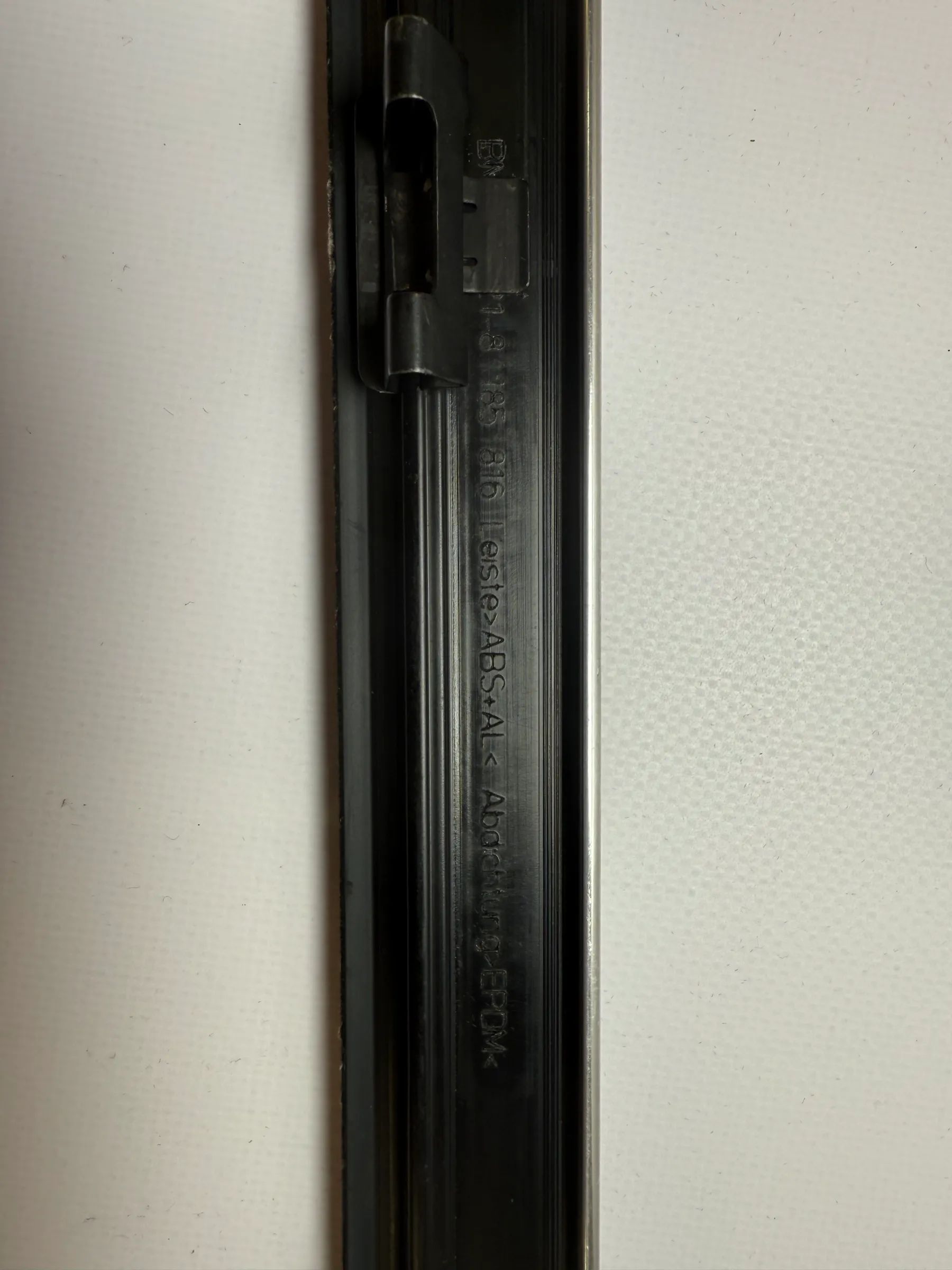 BMW E39 5 Series Touring Año 03 Moldura Cromada Puerta Delantera Derecha 8185816 #106639-C21