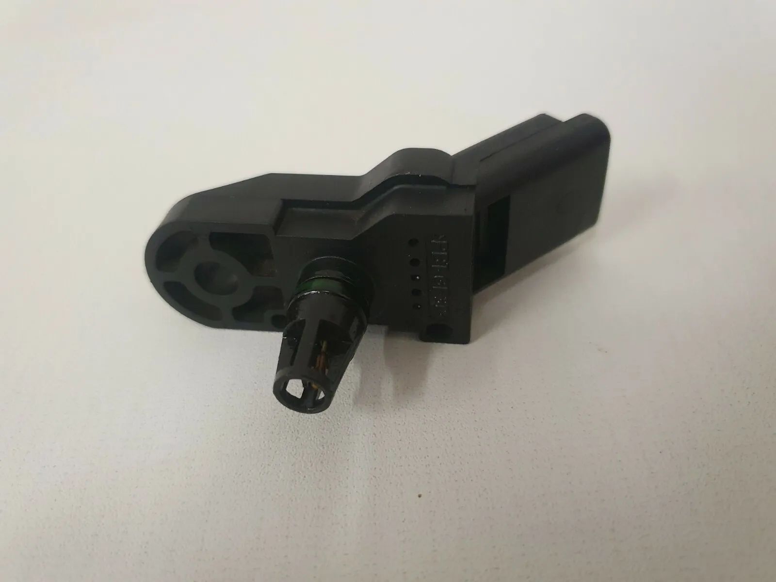 プジョー206CC 1.6 16V 80KW 純正 サージマップセンサー 0261230043 9639381480