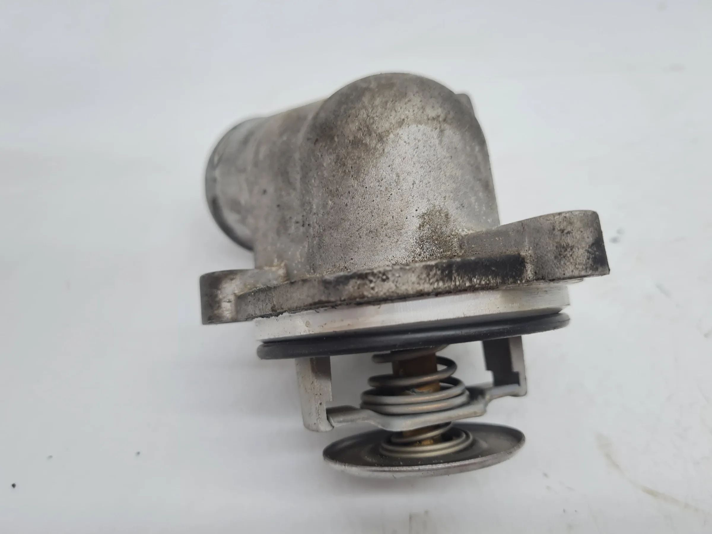 เทอร์โมสตัทแท้ Mercedes C-Klasse CL203 M111.951 A1112031075