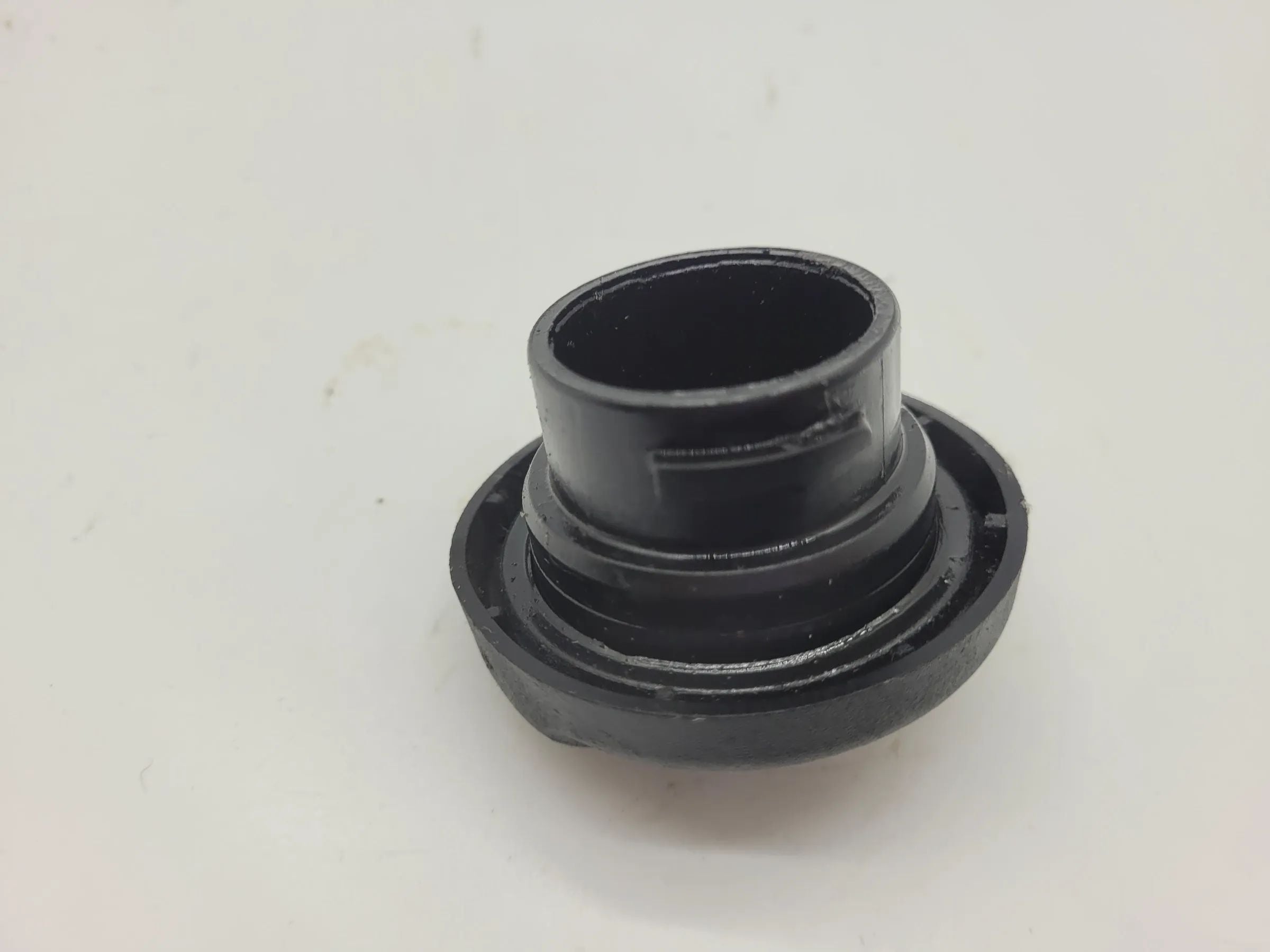 Original Peugeot 206 CC (2D) Ölkappe Verschluss Deckel 9628610780