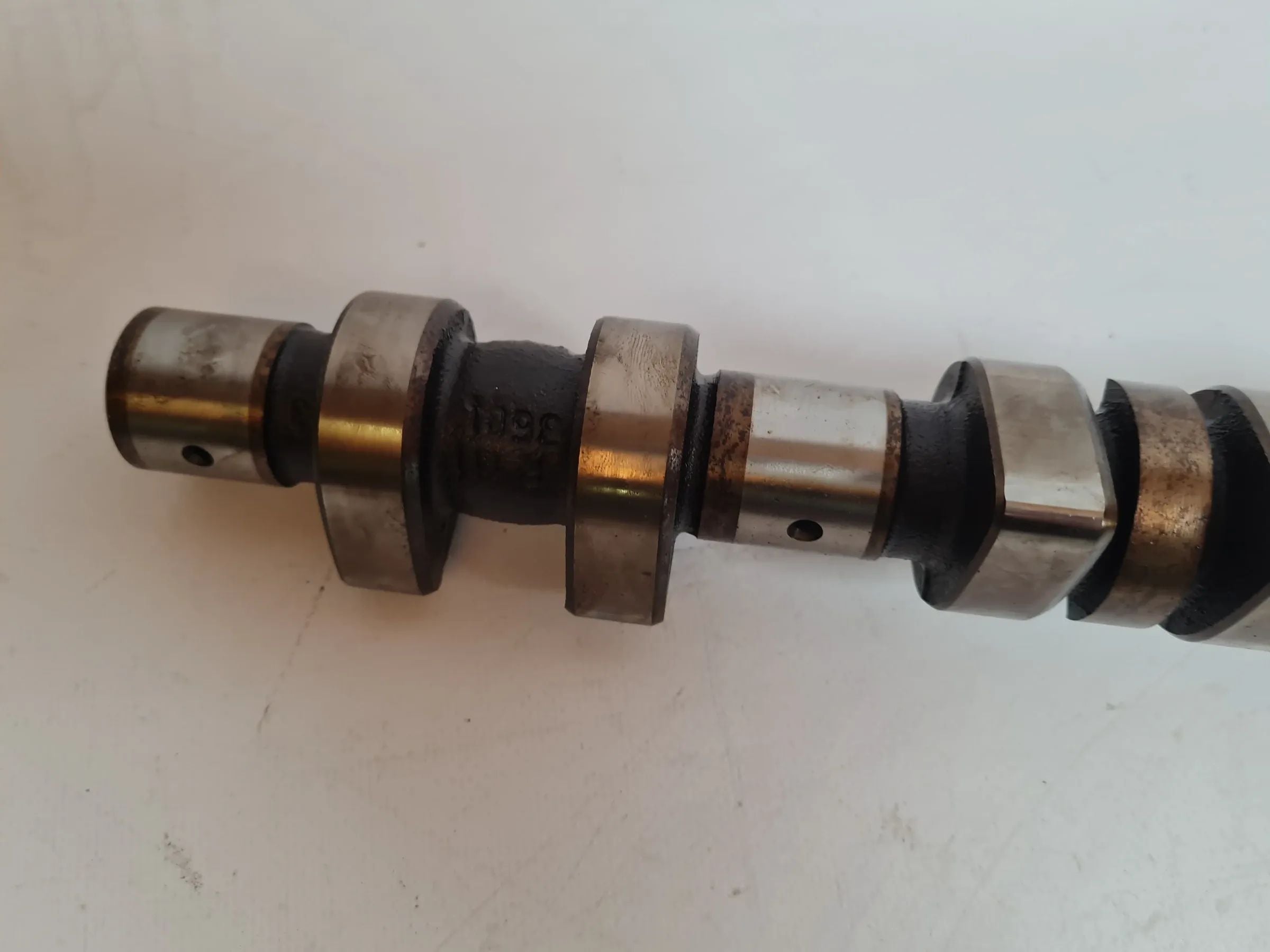 Original Mercedes C-Klasse CL203 Auslassnockenwelle M111.951 R1113601