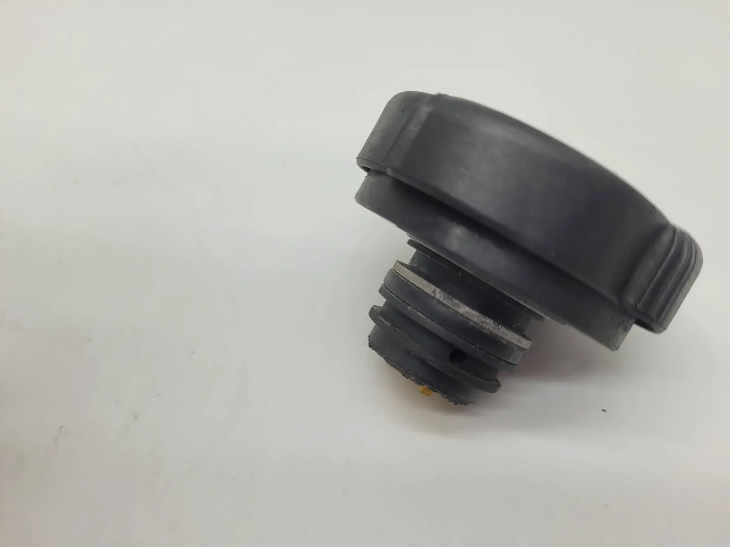 BMW 3 5 7 X3 Series E39 E46 E60 E61 E65 E83 Radiator Cap 1742232