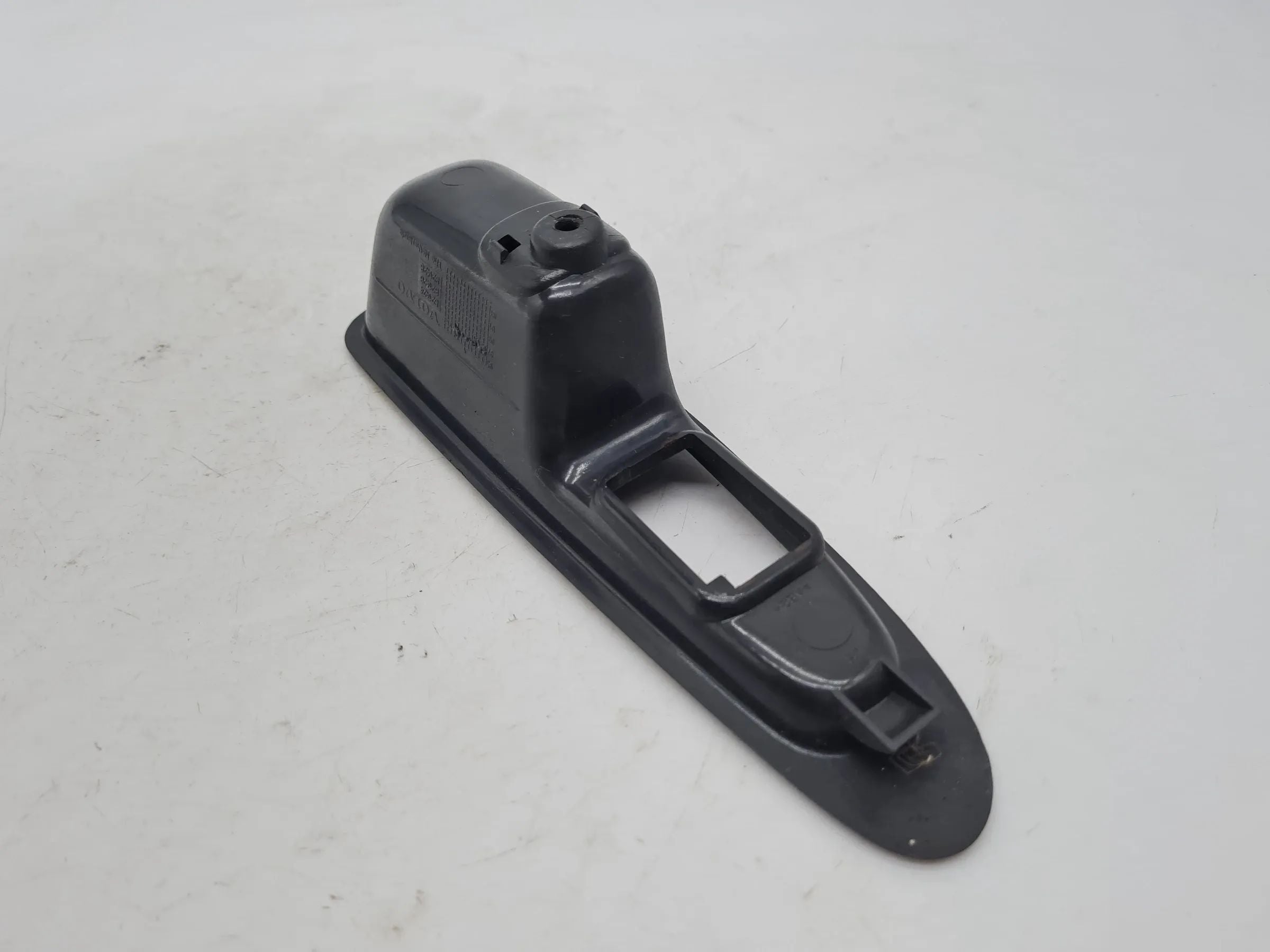 Volvo V40/S40 (644/645) Fensterschalter Schale Vorne Links 821424 Original