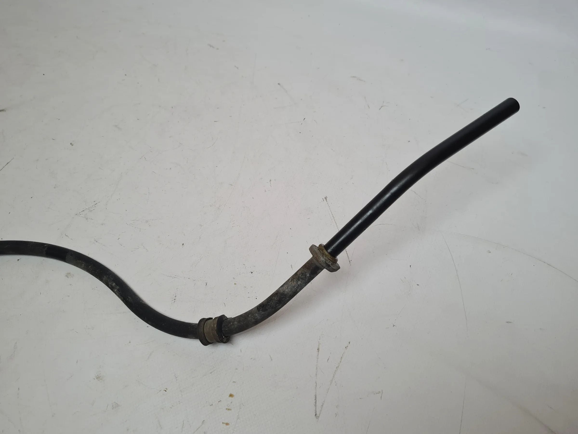 ท่อคู่มือวัดระดับน้ำมันเครื่อง Mercedes C-Klasse CL203 ดั้งเดิม สำหรับ M111.955