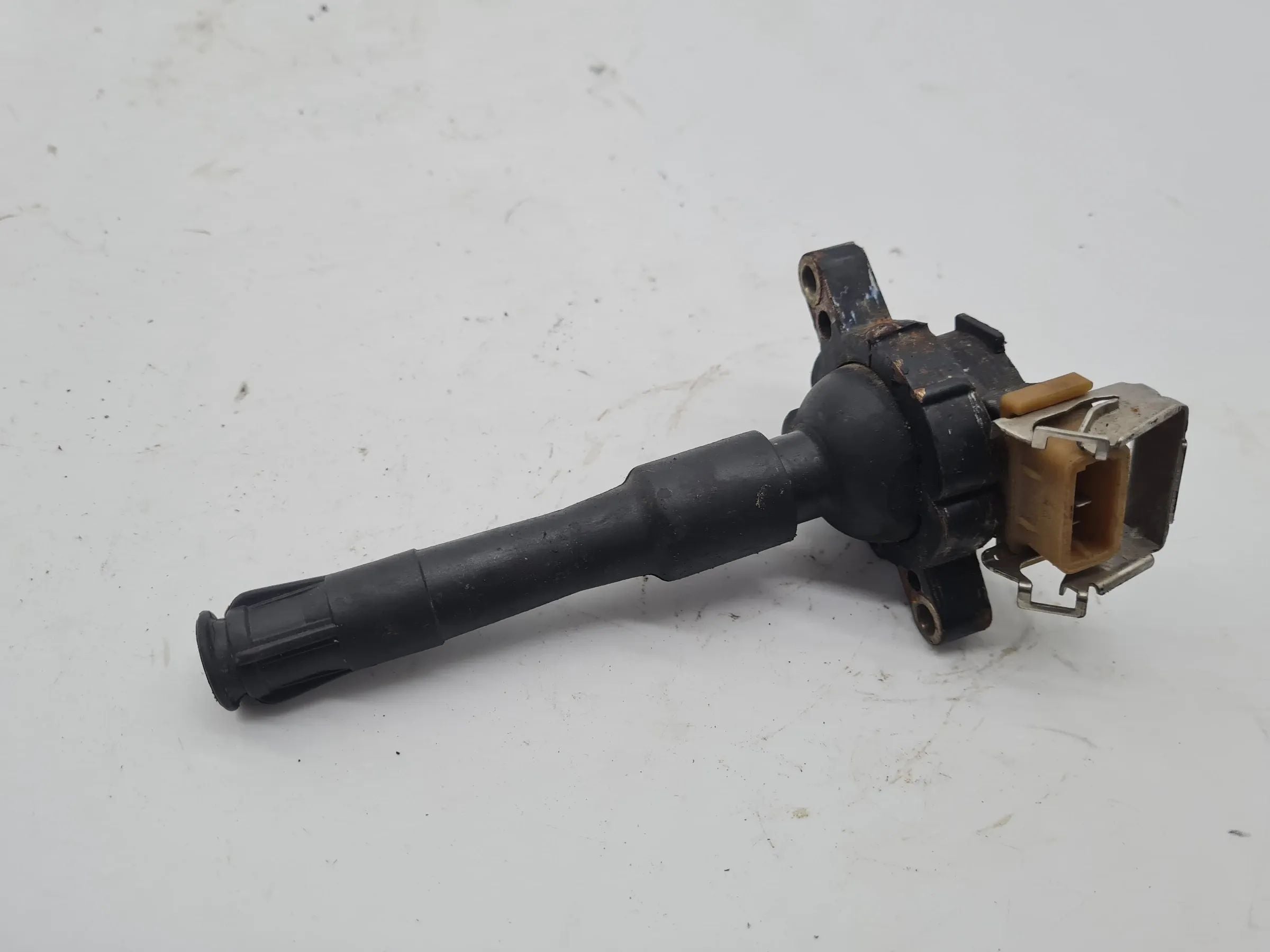 Original BMW 3 Series (E46) Ignition Coil 1748017
