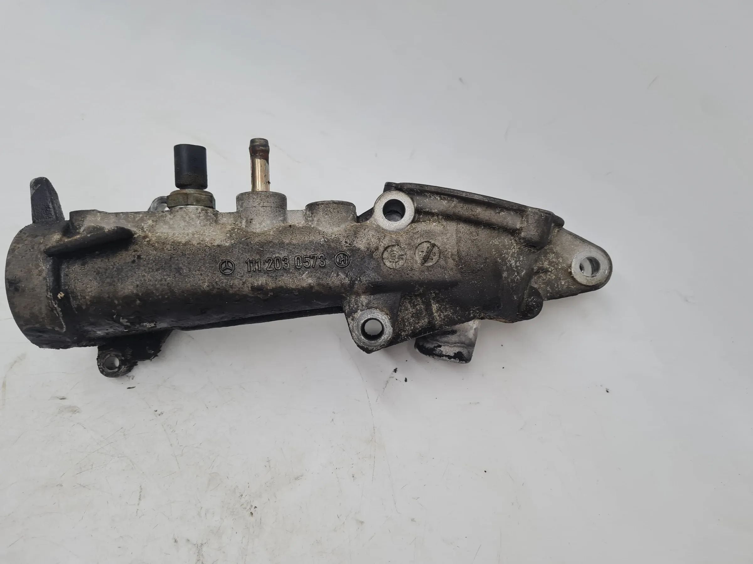 Carcaça do Termostato Original Mercedes Classe C CL203 M111.951 A1112030573