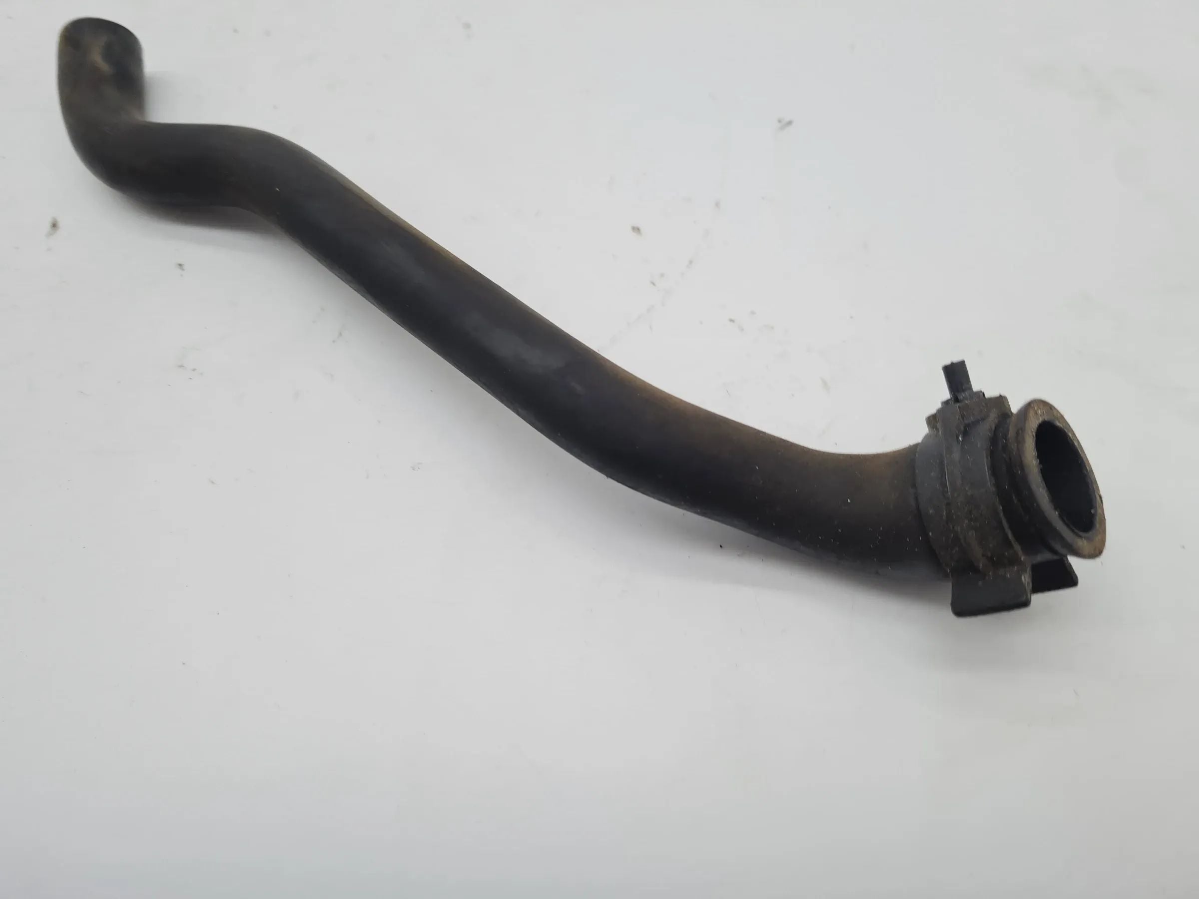 Original Mercedes C-Klasse CL203 クランクシャフトホース ホース A1110181582
