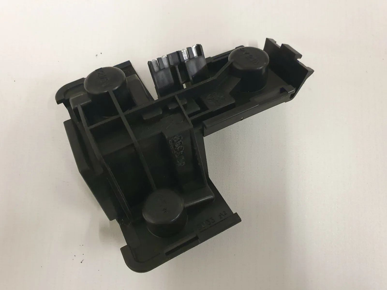 Original Opel Omega B lamp holder GM5033 lamp socket right K14 