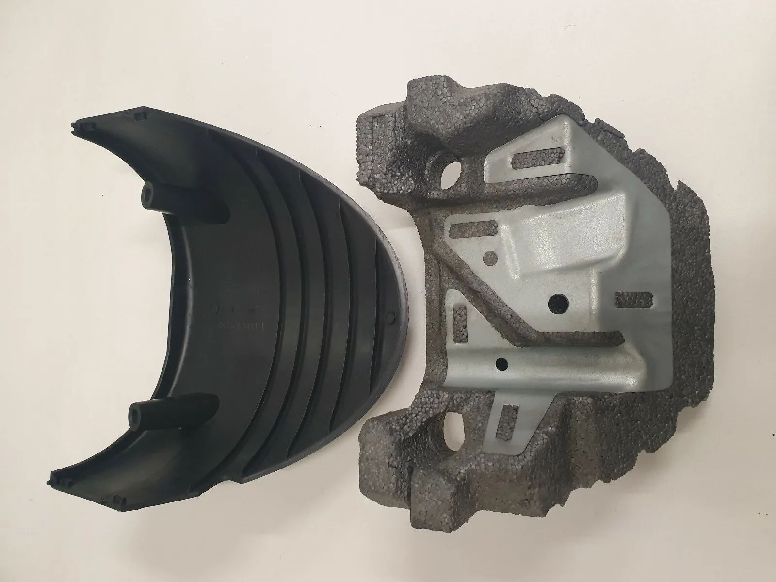 Cubierta original para volante Renault Megane 31891M K19