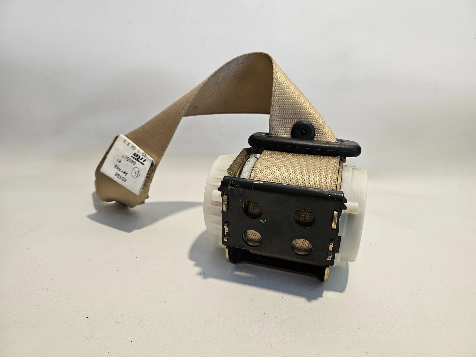 Ceinture d’origine SRS BMW E61 arrière droite beige 33031847 sans accident