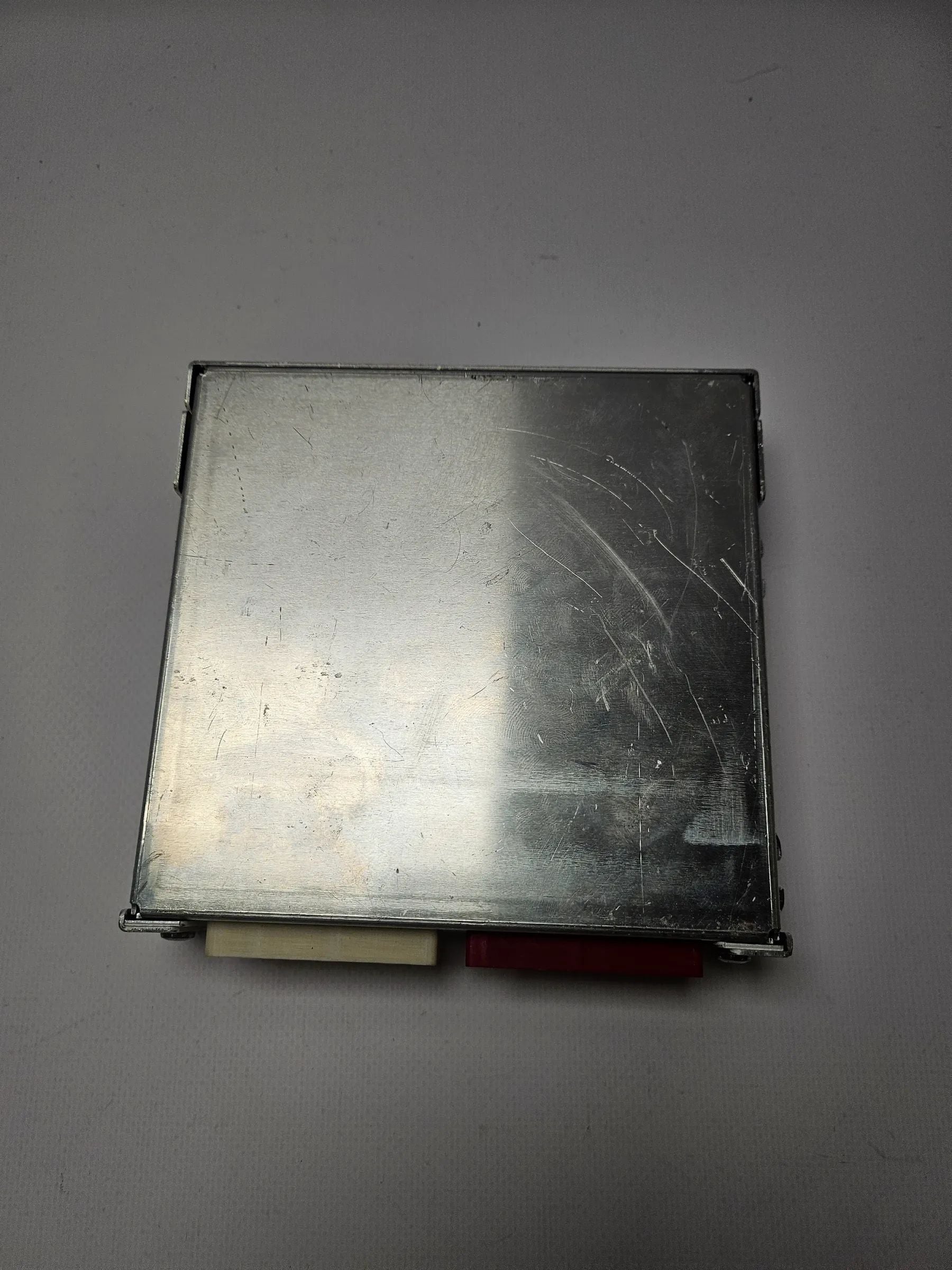 オペル ベクトラB 1.6 純正モーターコントロールユニット Delco Electronics 16202299