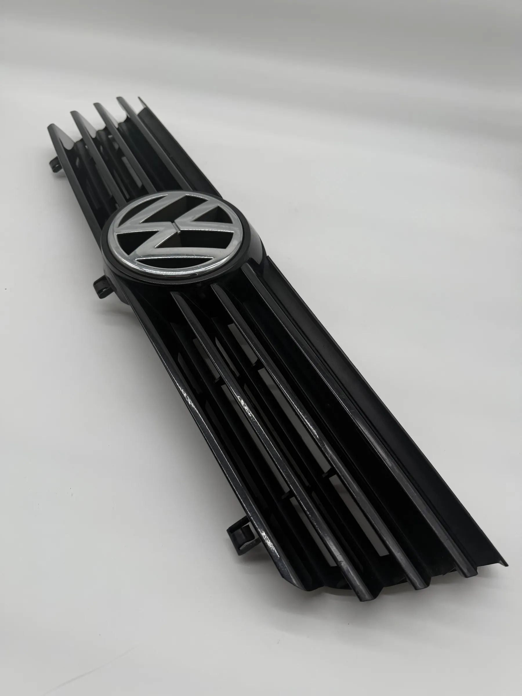 Calandre Grille Avant 99 - 01 VW 6 N/6 KV Polo