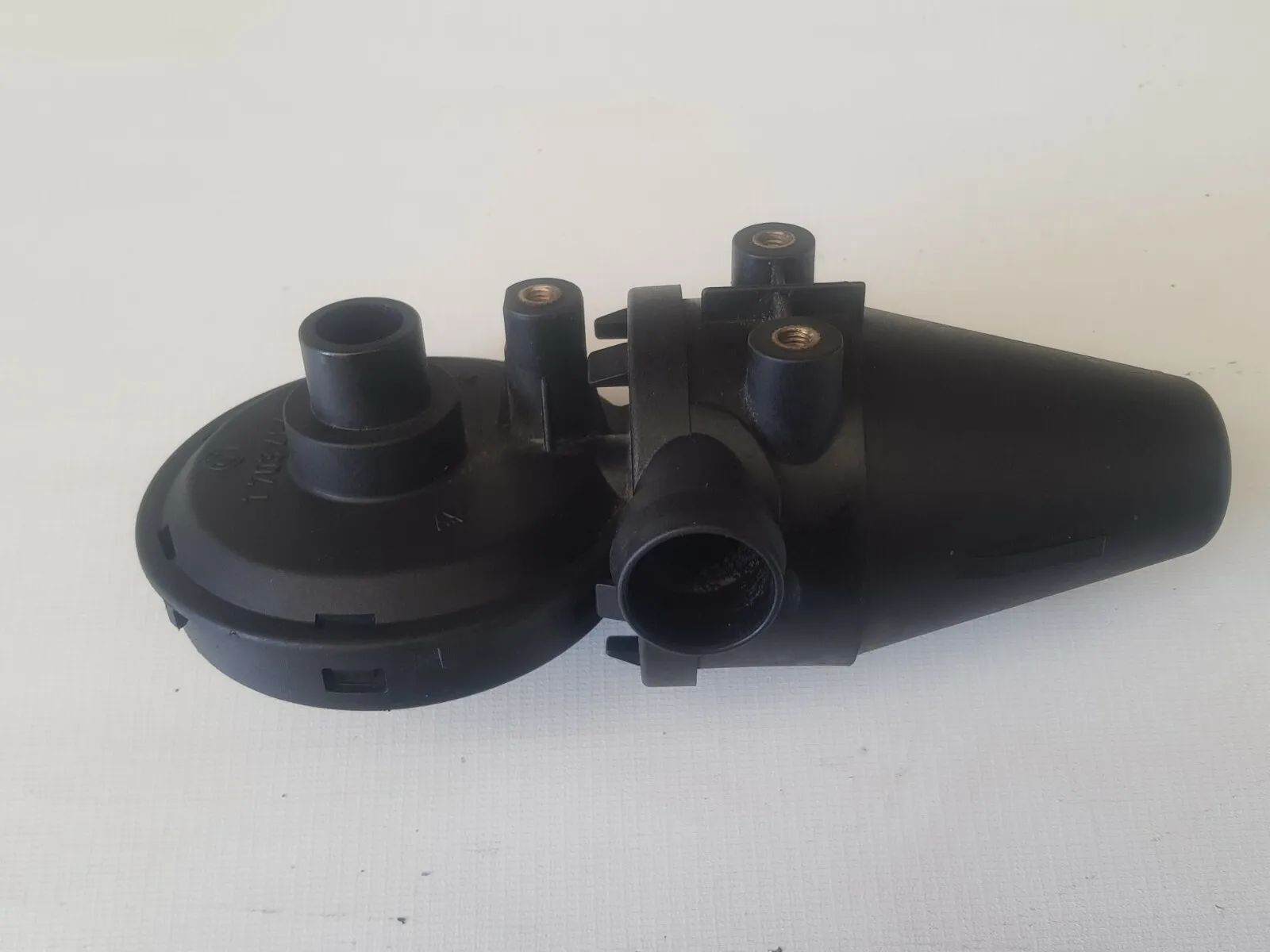 Orijinal BMW E39 520I Basınç Kontrol Ventili Hava Alma Krank Kapağı 1703484