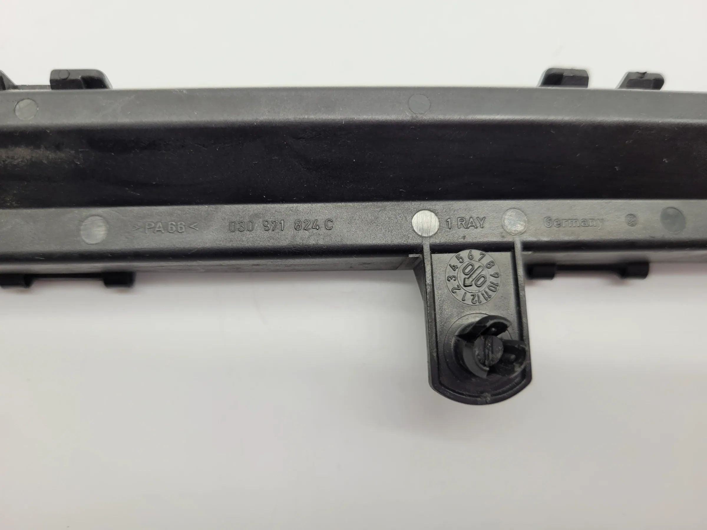 Original VW Lupo (6E1/6X1) Kabelkanal Einspritzdüsen 030971824C