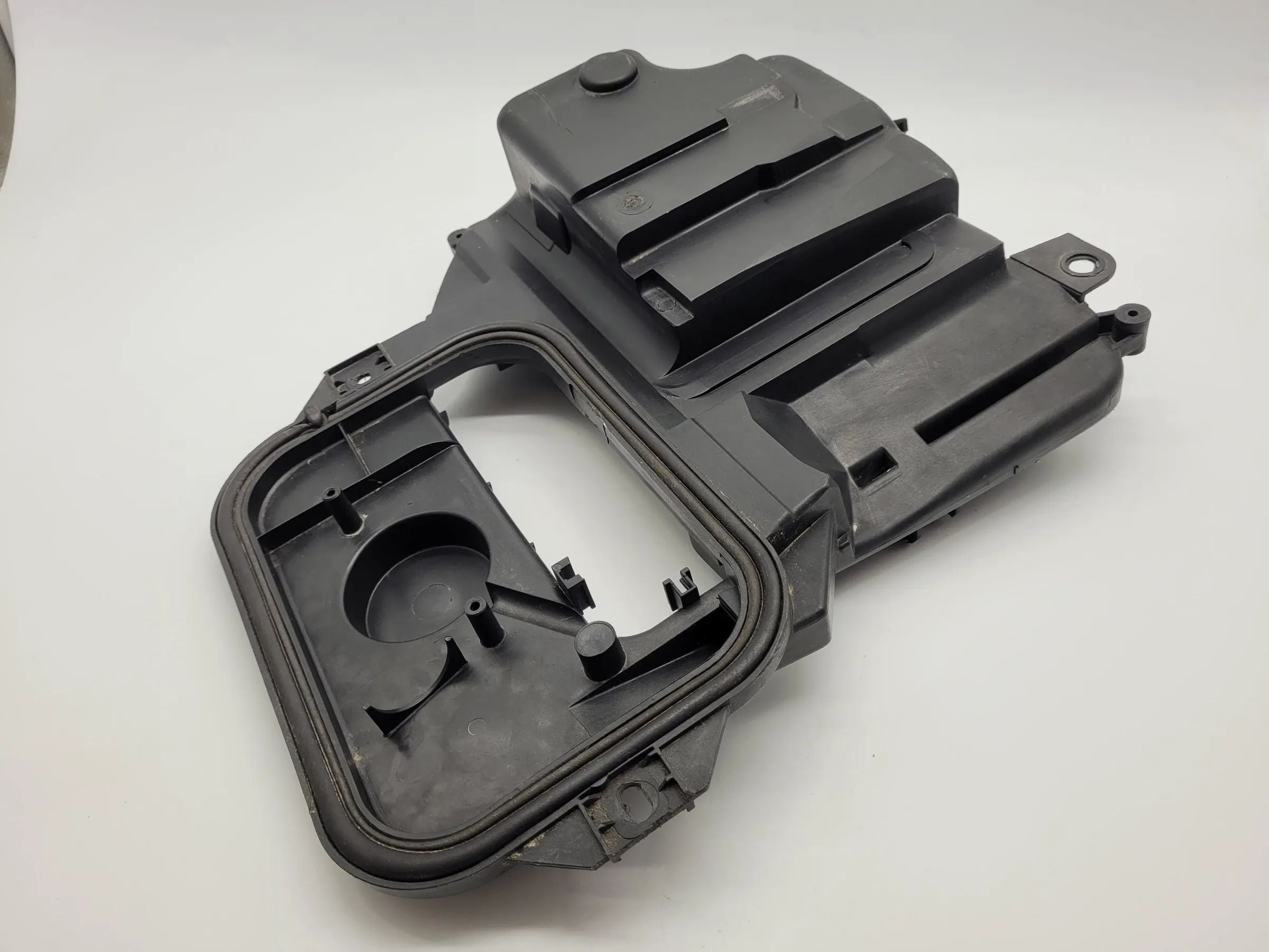 Original Audi A4 (8E/B6/B7) Abdeckung Motorsteuergerät 8E1907355C