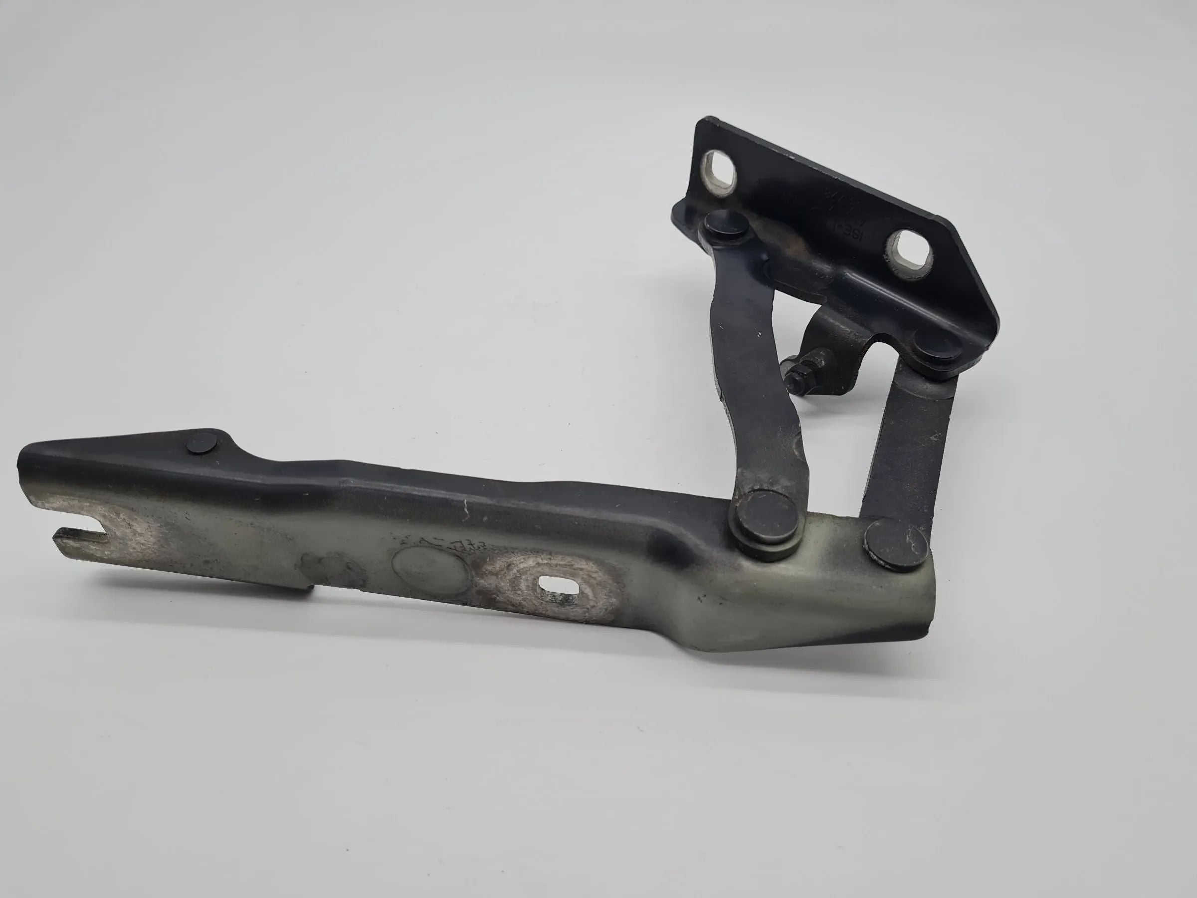 Original BMW 5er (E60/E61) Scharnier Motorhaube Vorne Rechts 41.61-7 008 728