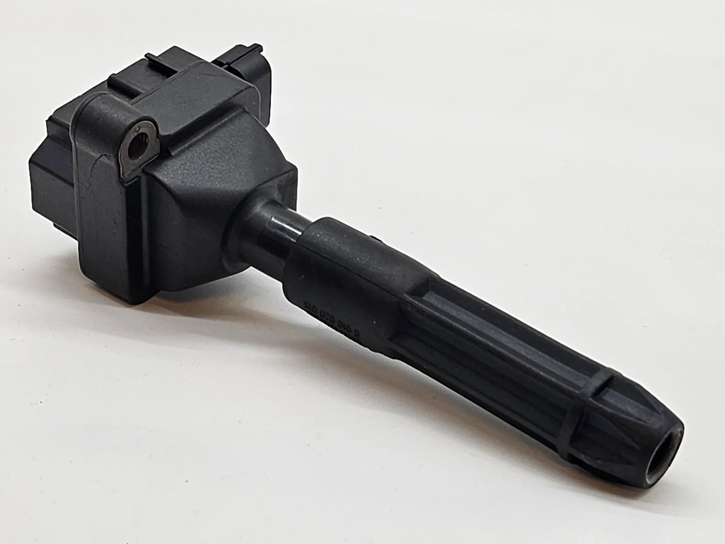 Orig. Mercedes W203 S203 C200 Kompressor C180 Zündspule A0001501780 ,0040100039