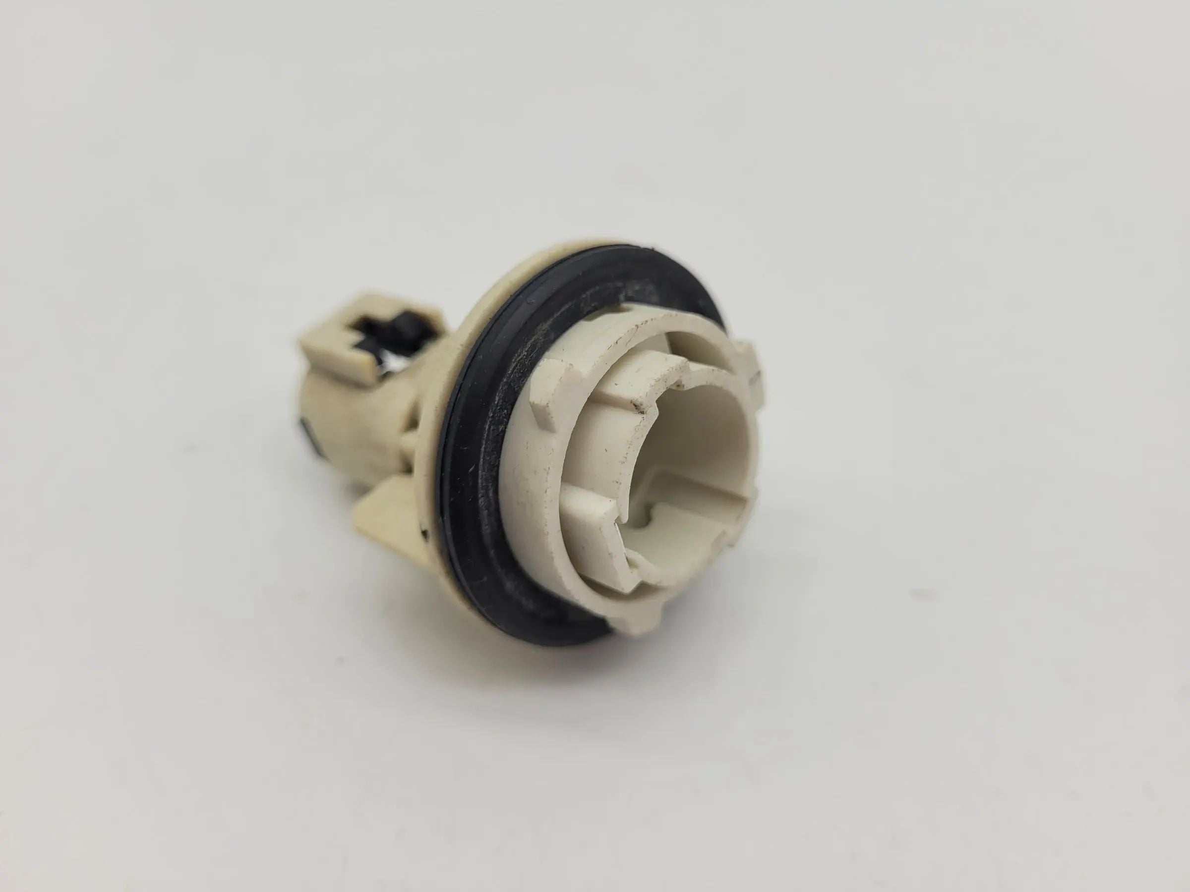 Original Nissan Micra II 2 (K11) Lampenträger / Fassung Blinker L/R