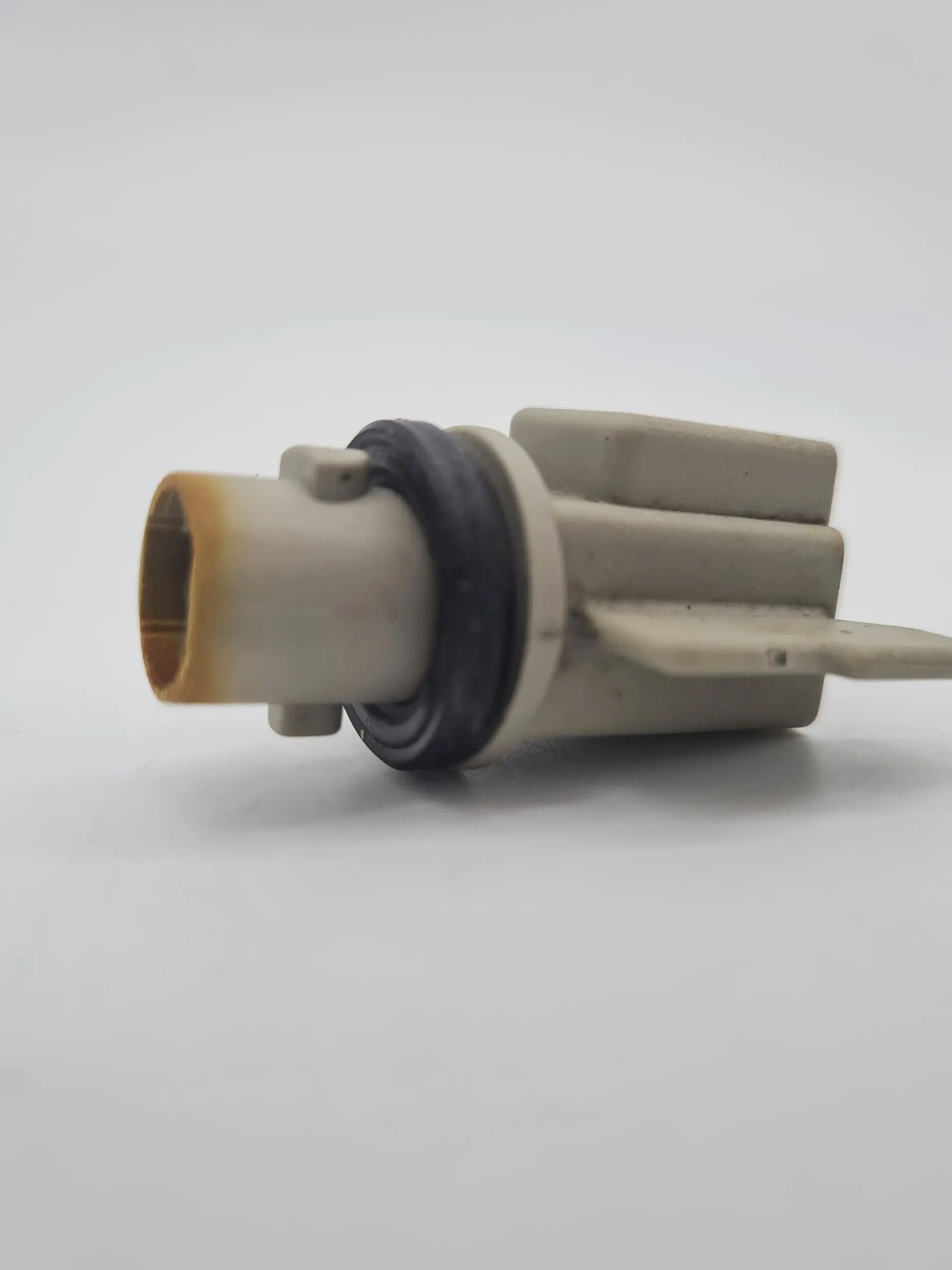 Original Nissan Micra II 2 (K11) Lampenträger / Fassung Standlicht L/R