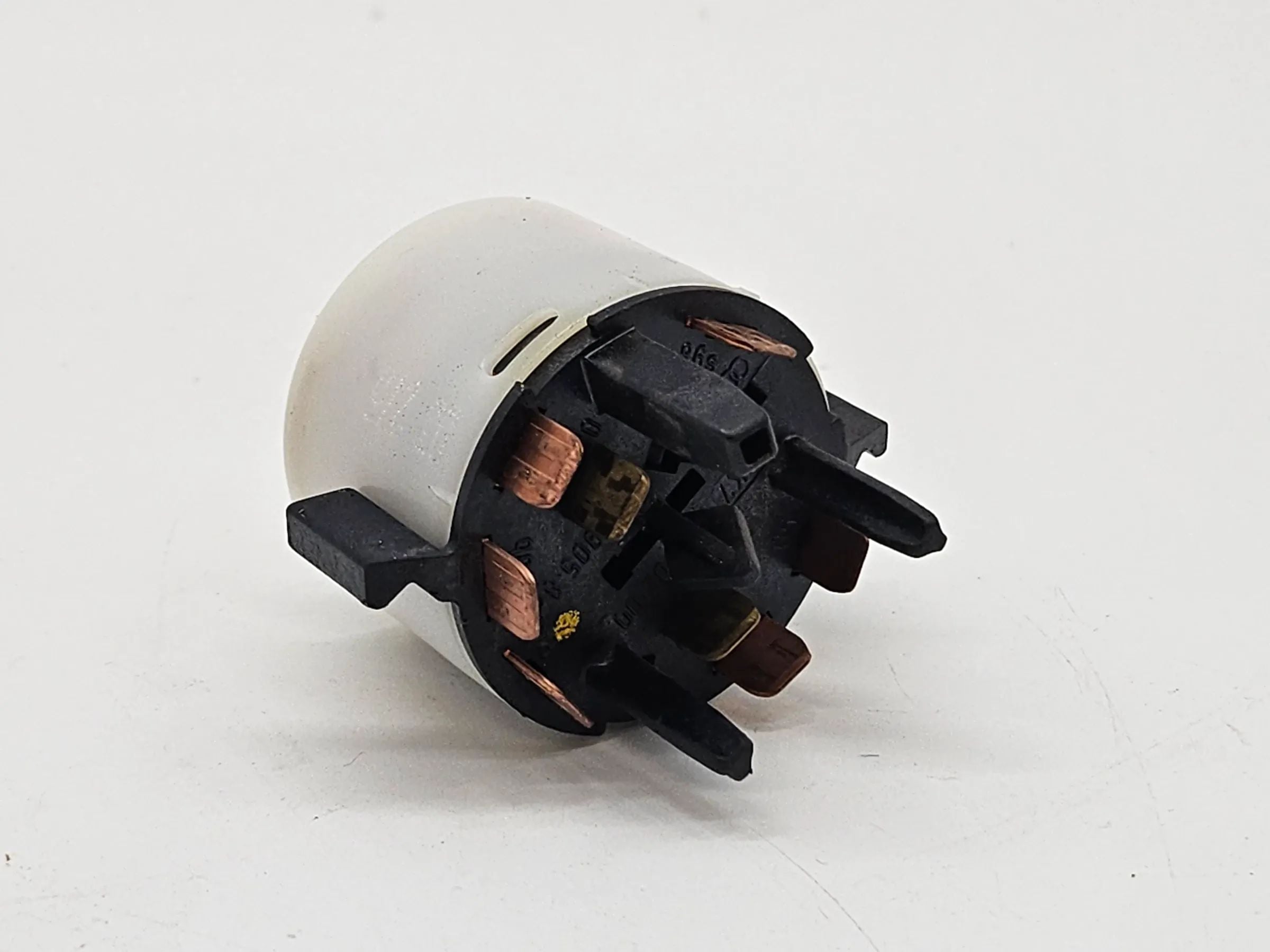 Original Audi A6 4B Zündschalter Startschalter Zündschloss Schalter 4B0905849