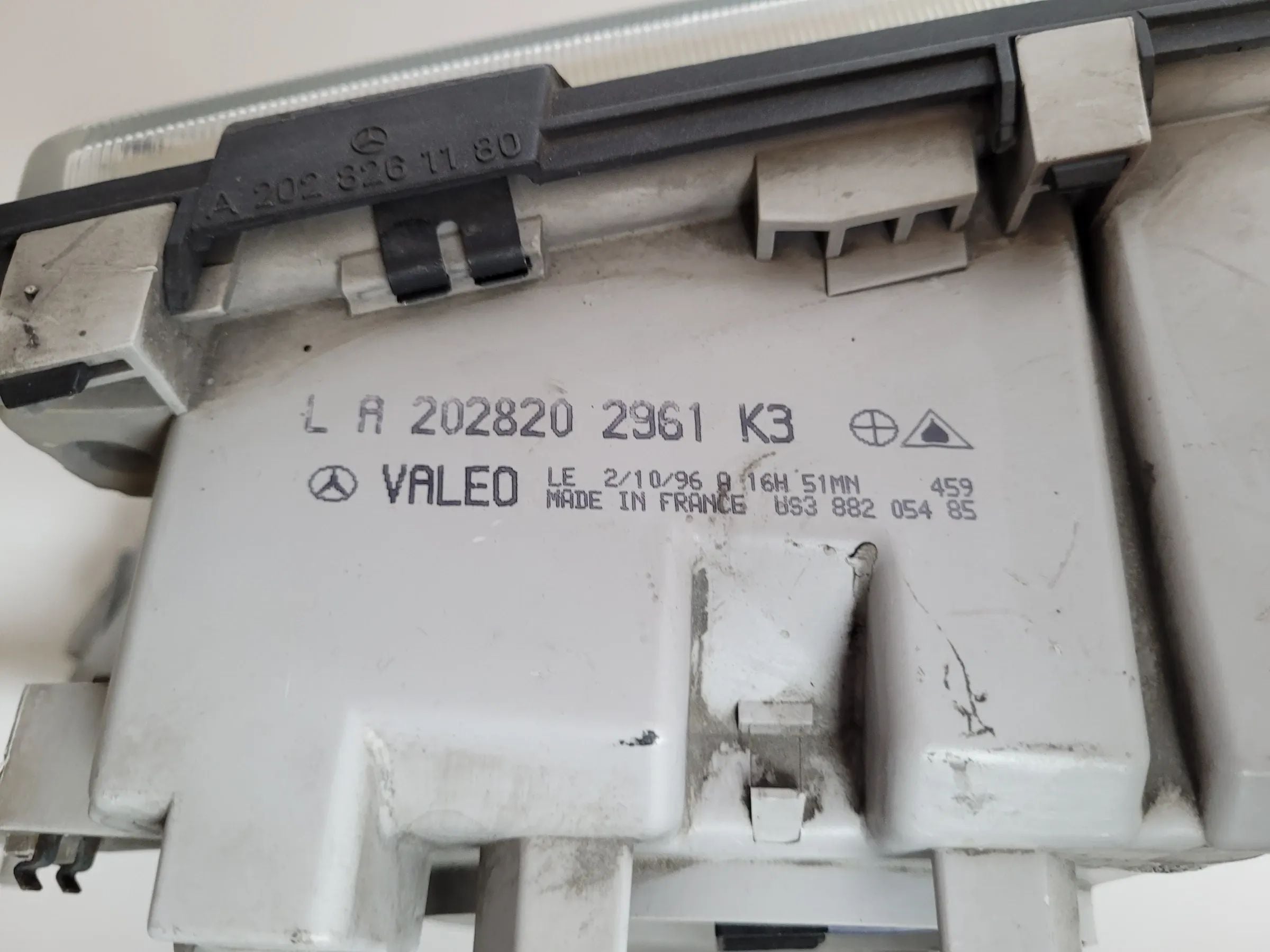 Original Mercedes-Benz C-Klasse Scheinwerfer / Frontleuchte Links A2028202961
