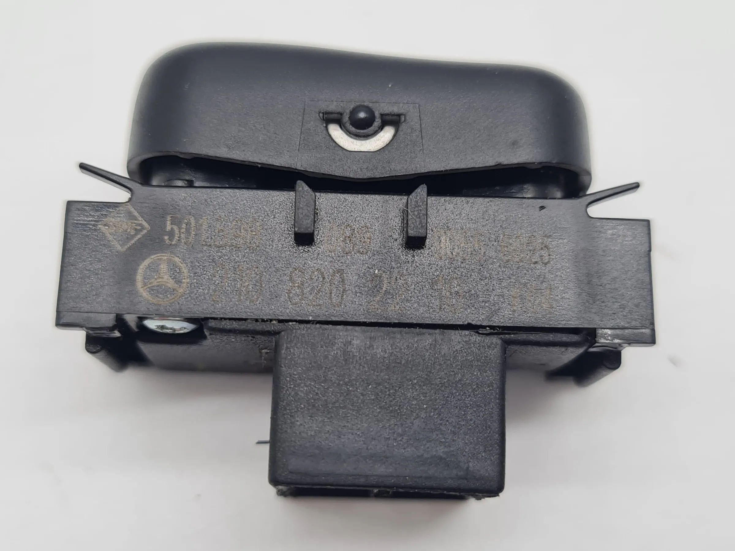 Mercedes C-Klasse (W210) Schalter Scheinwerferreinigung A2108202210