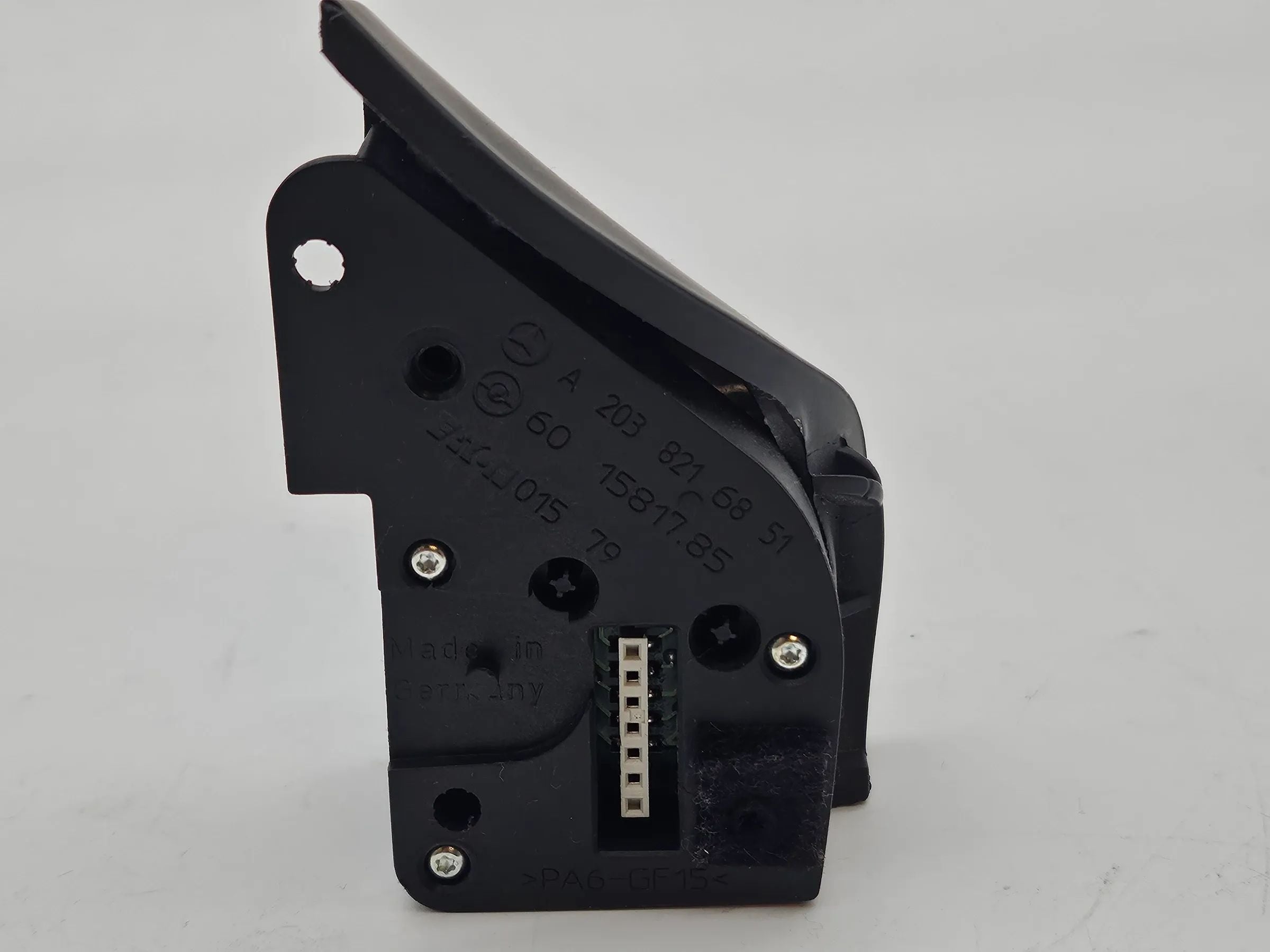 Original Mercedes-Benz W203 CL203 Schalter Telefon Lenkrad A2038216851