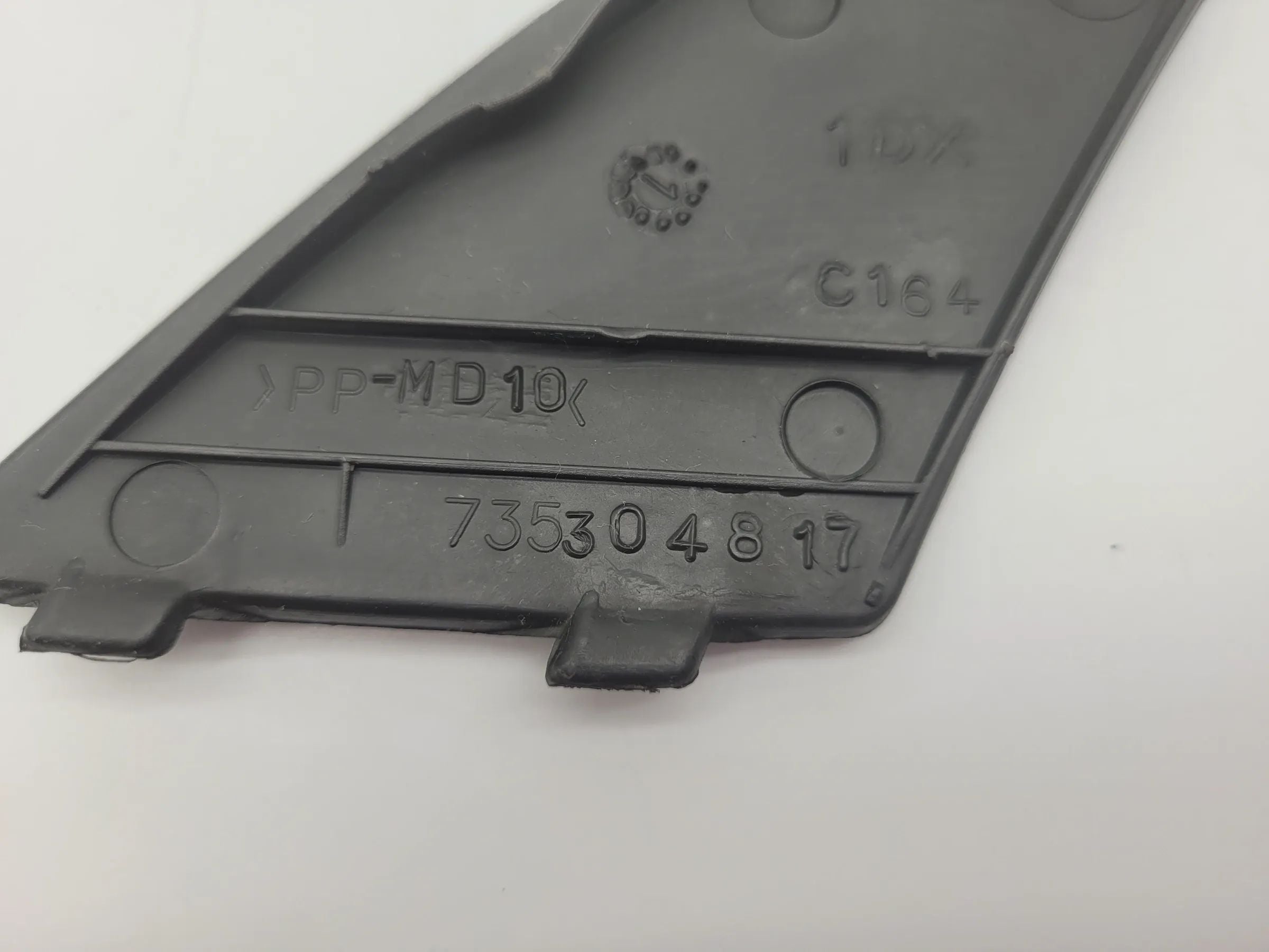 Original Fiat Punto (188) Abdeckung Stopfen Armaturenbrett Rechts DX 735304817