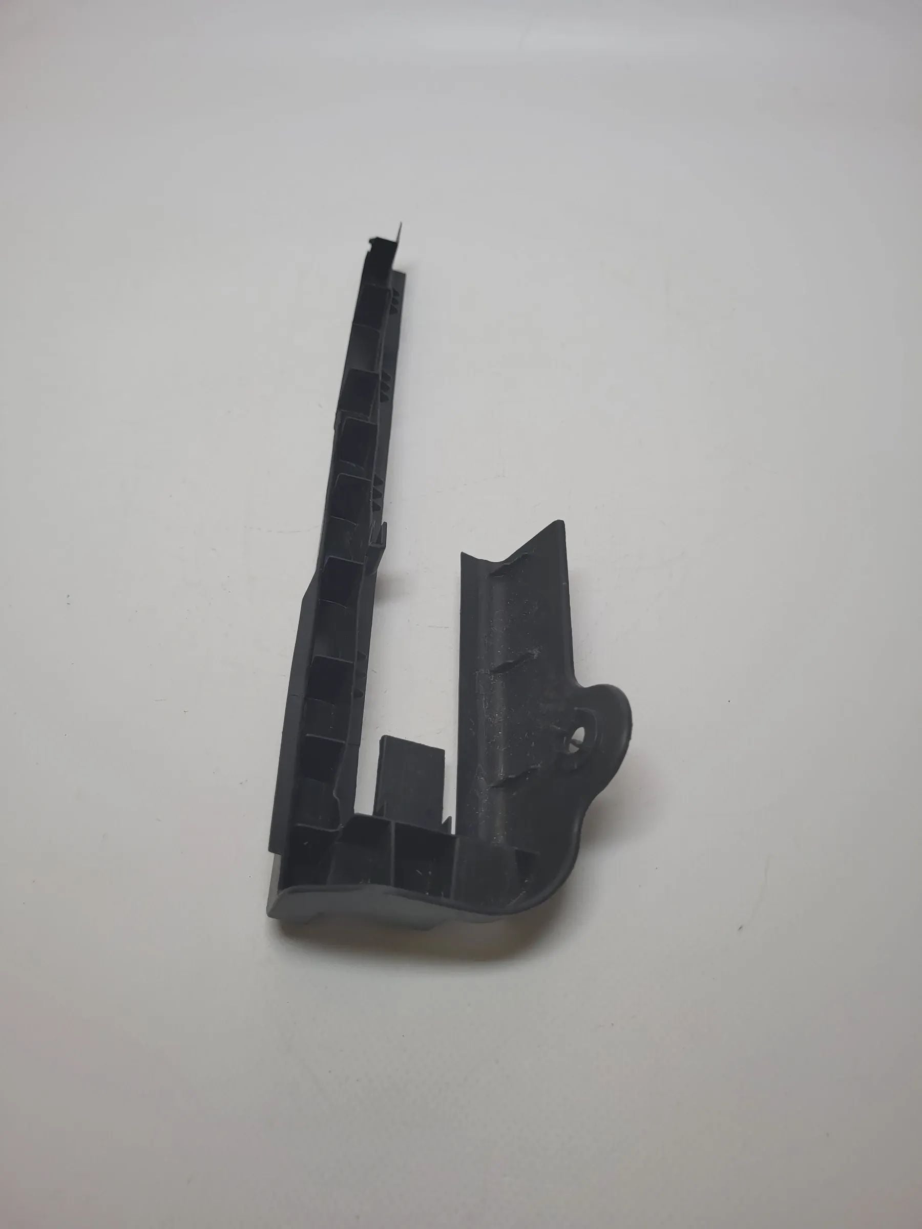 Original Audi A4 (8E/B6/B7) Verkleidung Sitz-Führungsschiene 8e0881347b