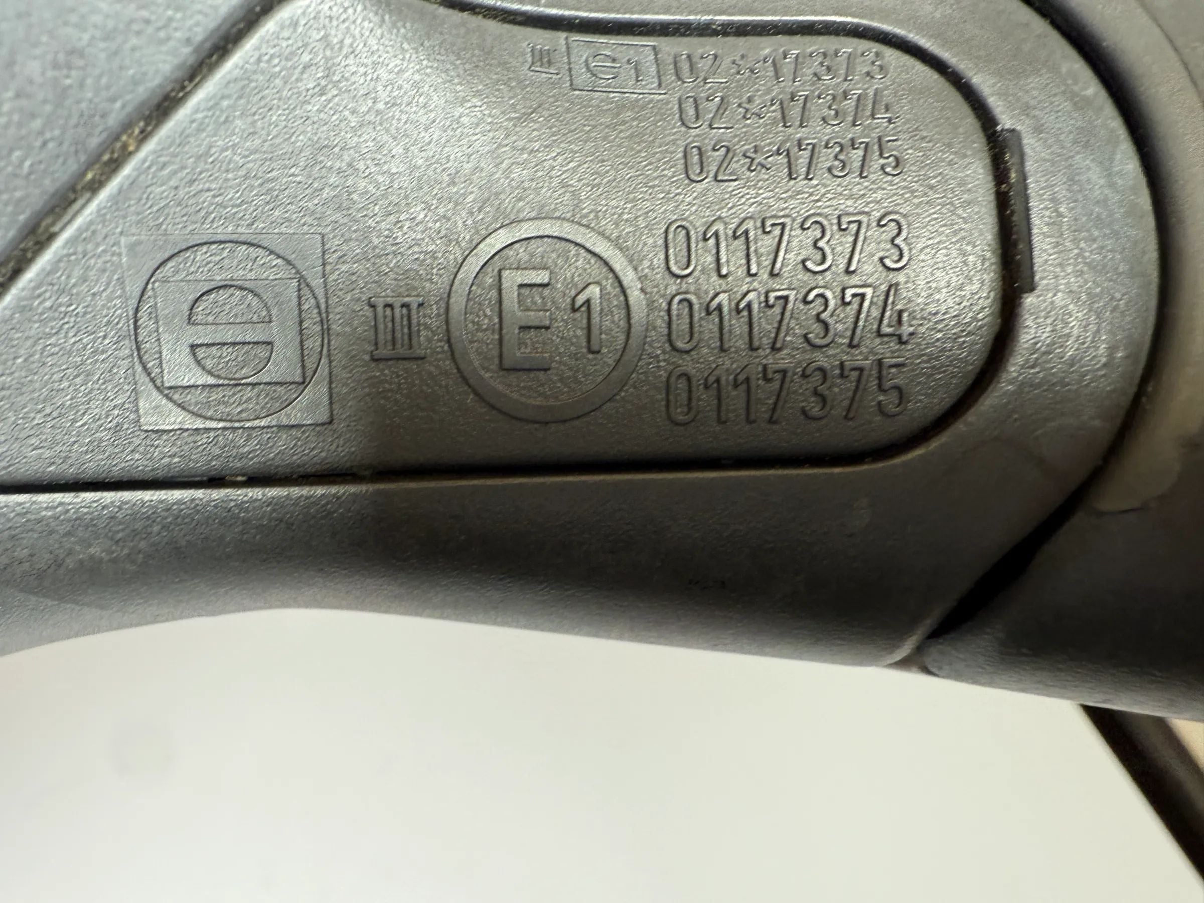 Original Volvo V40 (645) Exterior Mirror Side Mirror Right Silver 32278