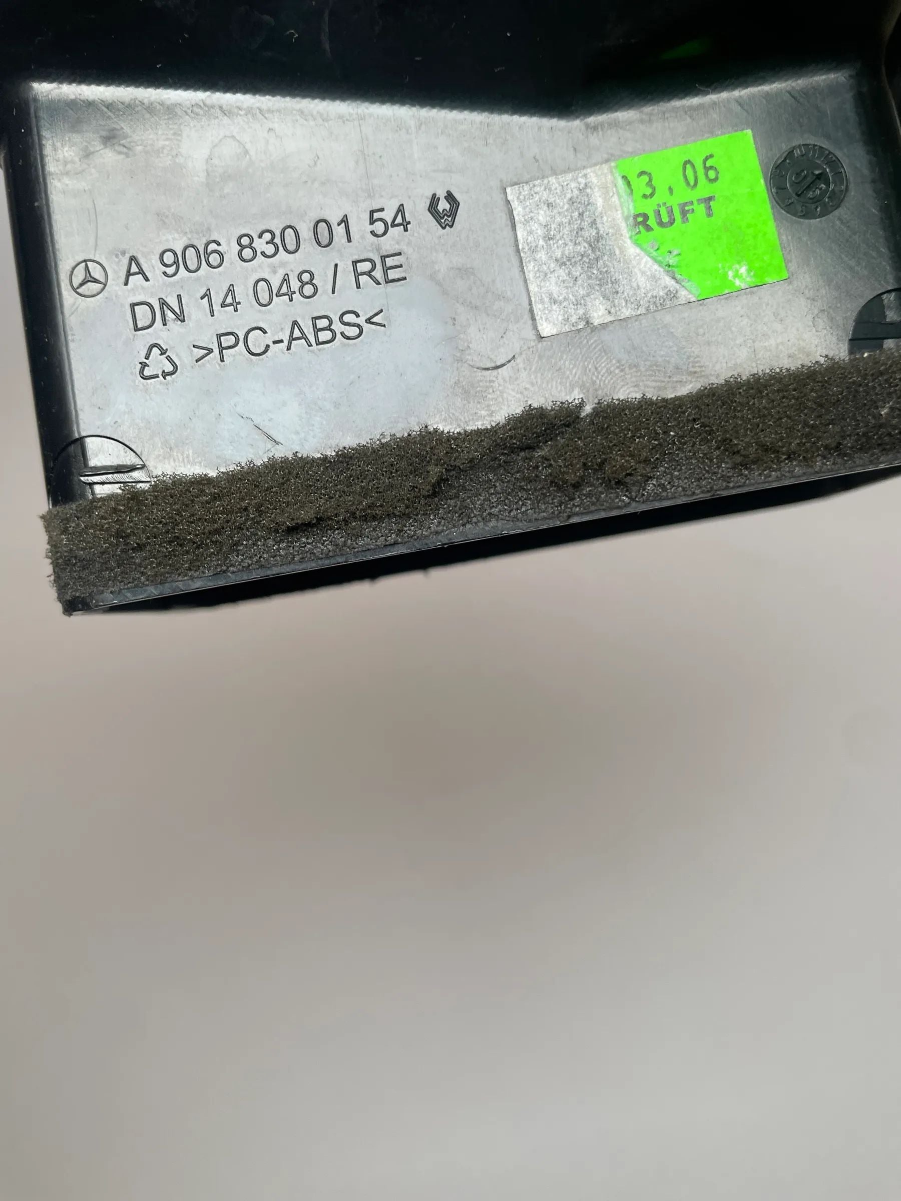 Original Mercedes VW Crafter Sprinter (B906/2E) Luftdüse Rechts A9068300154