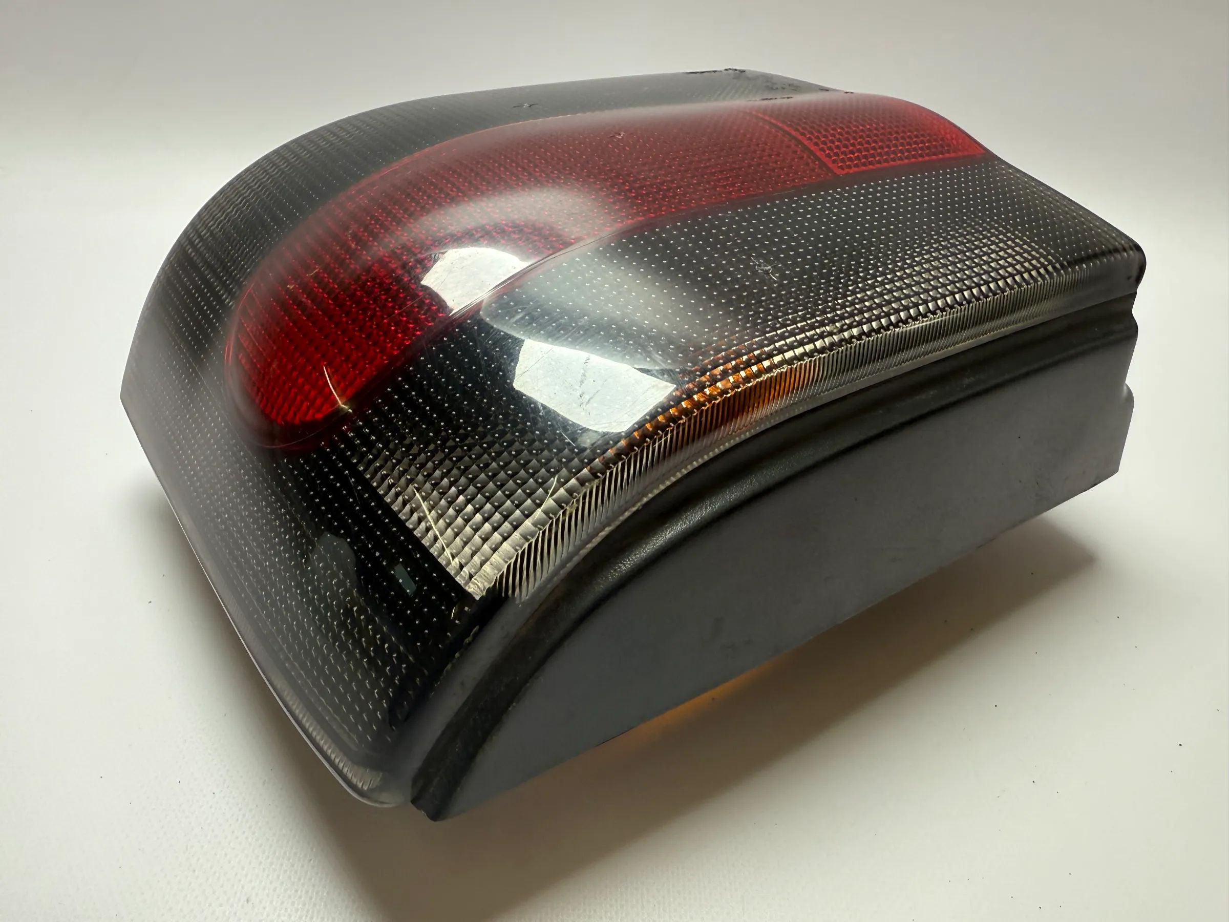 Original Renault 19 Phase II L53/853/D53 rear light taillight right 7700815980 