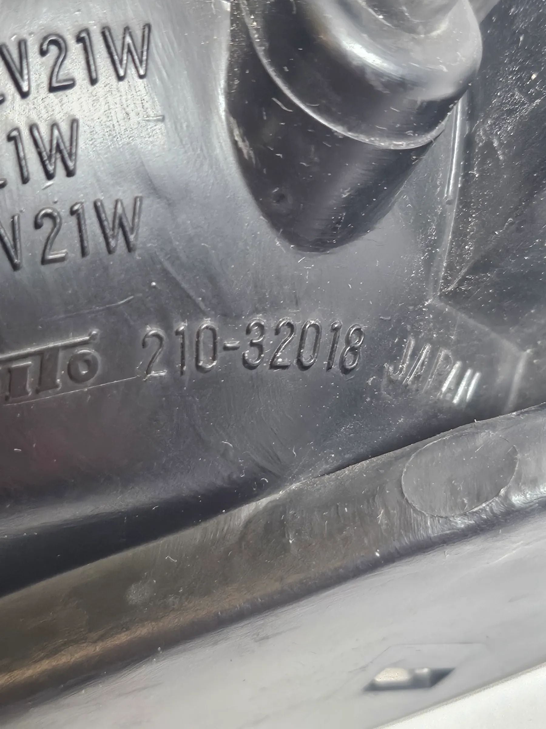 Oryginalny kierunkowskaz przedni prawy SUZUKI BALENO EG 210-32018