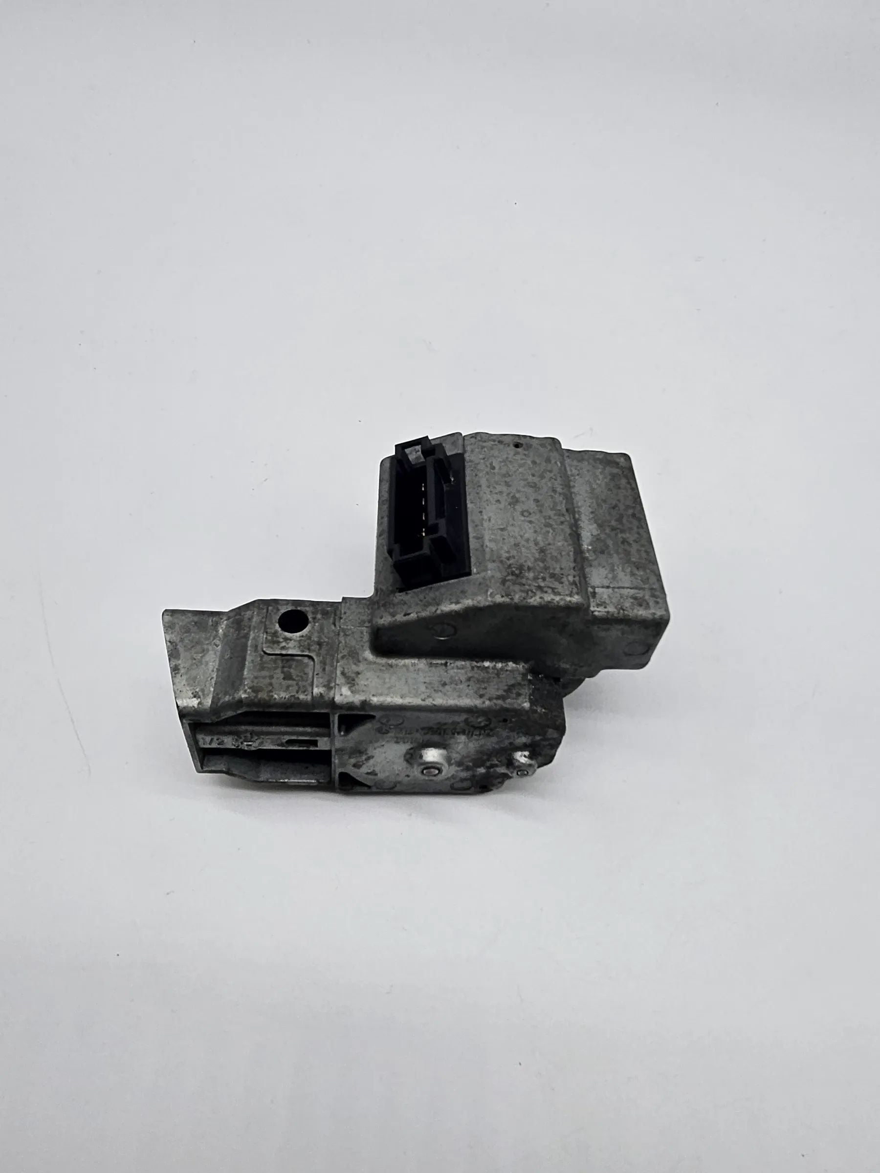 ORIGINALNE MERCEDES BENZ CLK (C208) 320 Sterownik Blokady Kierownicy A2084620330