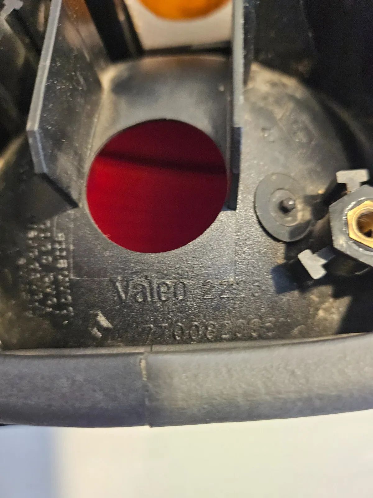 original farolim traseiro direito 7700820051 para RENAULT LAGUNA (B56) 1.8 1997