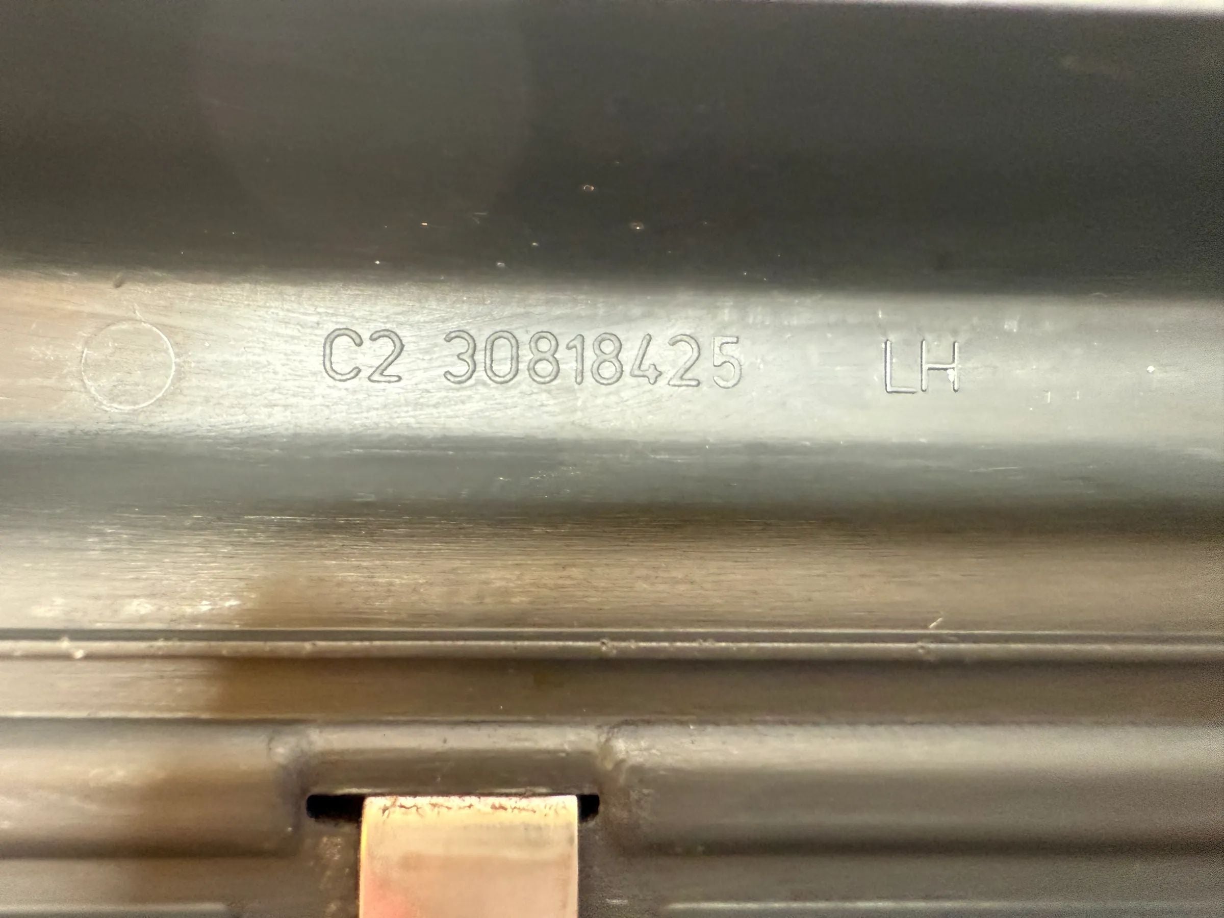 Oryginalna listwa progowa Volvo V40 Lewa Przednia C1/C2/C3 30818-429/425/421