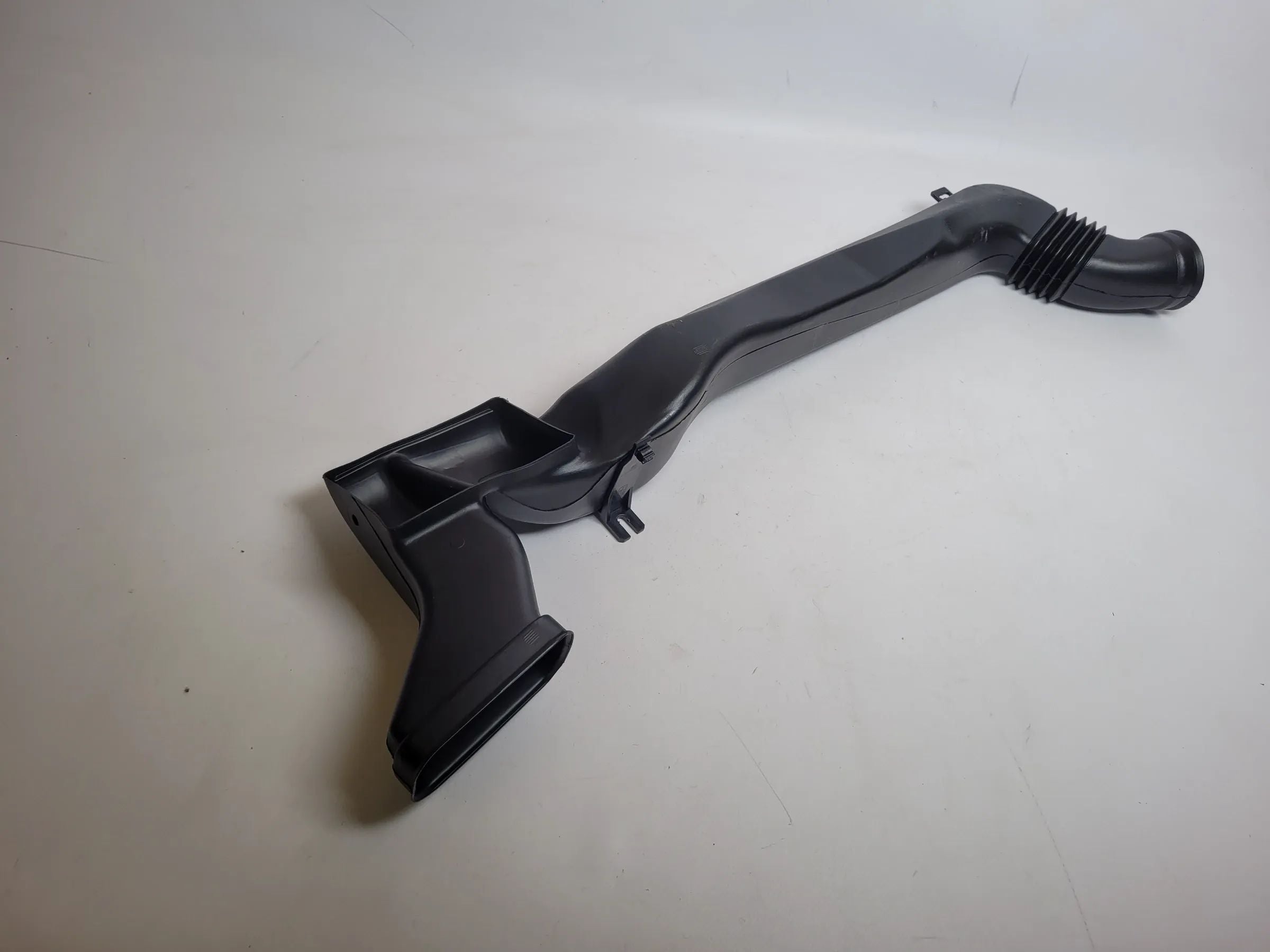BMW 5er Touring E39 Kaltluftkanal Luft Links 64.22-8159751 Original
