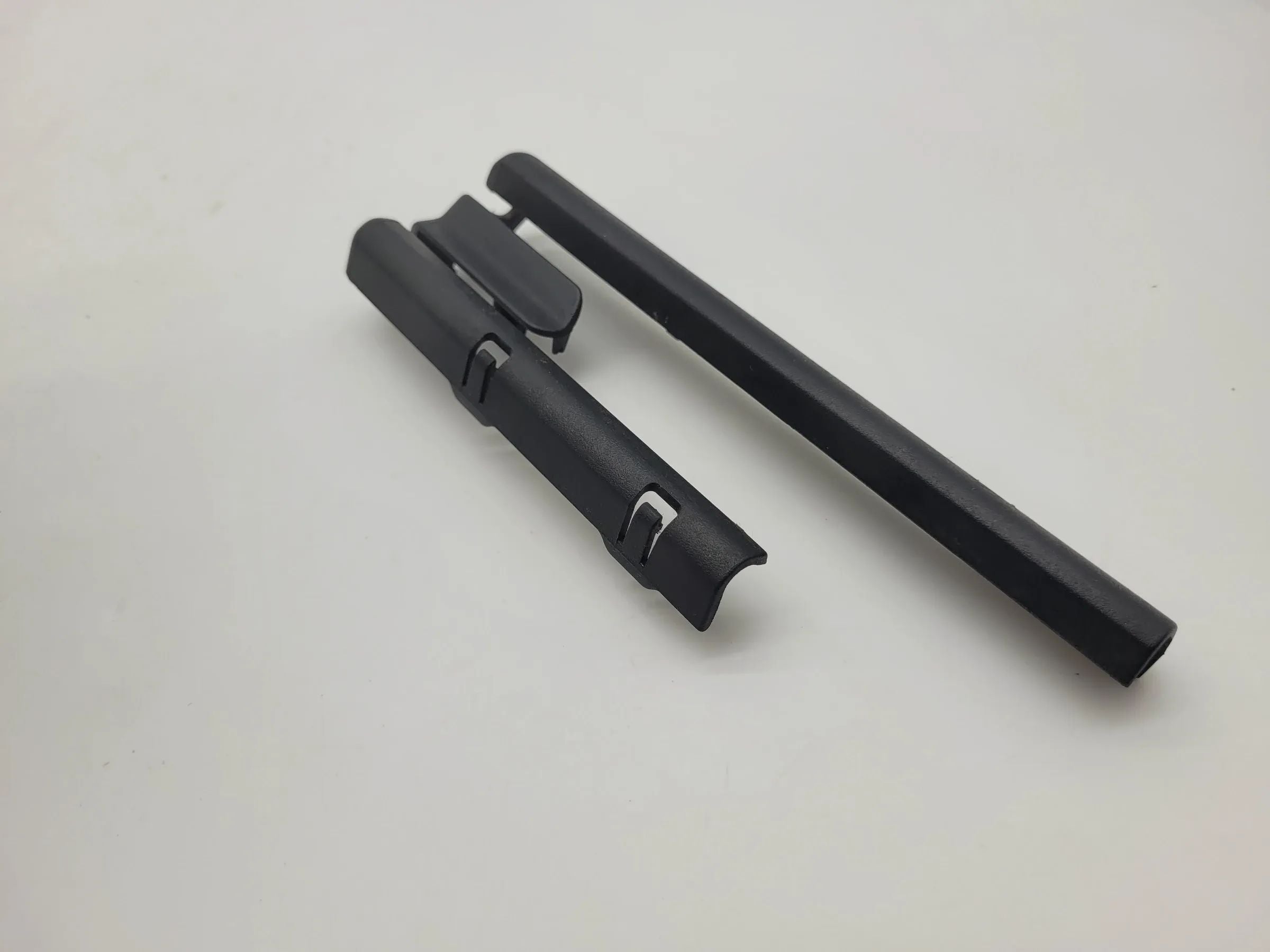 BMW 7er E38 Abdeckung Sitzschiene Rechts Vorne 52.10-8207206 Original