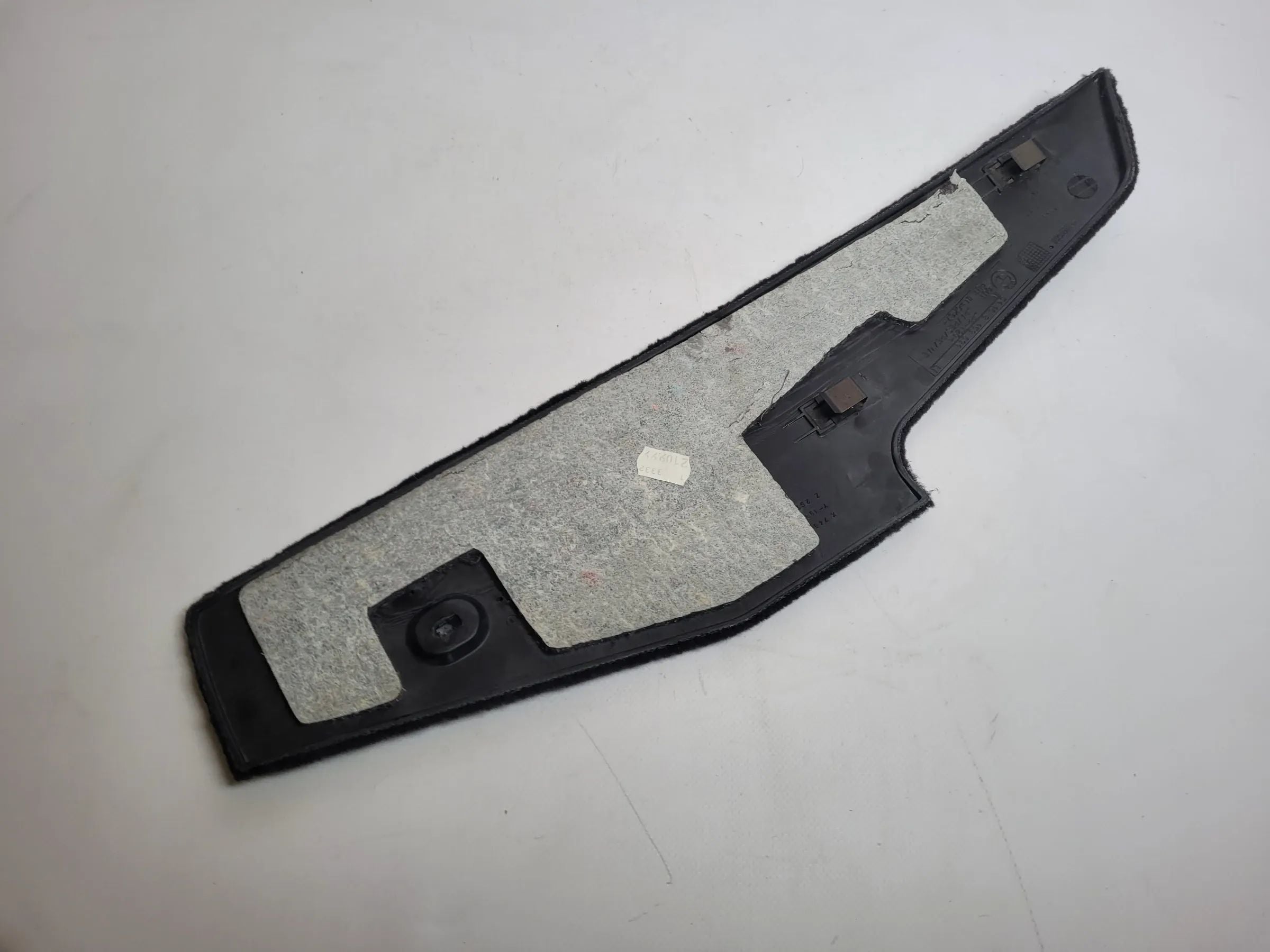 BMW 5er Touring Mittelkonsole Verkleidung Teppich Links 51.16-8159691 Original