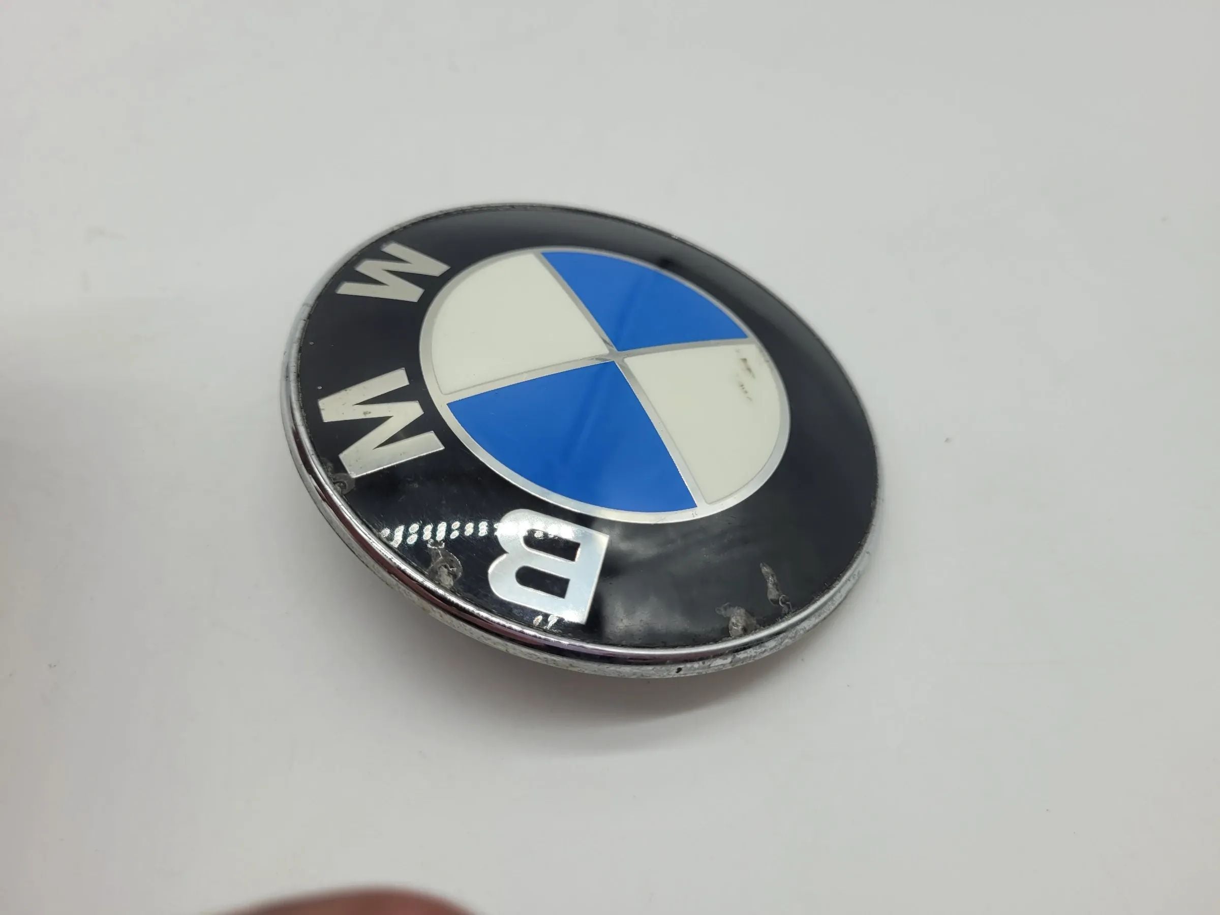 BMW E90 Emblem Logo Motorhaube Heckklappe 51.14-8132375 Original