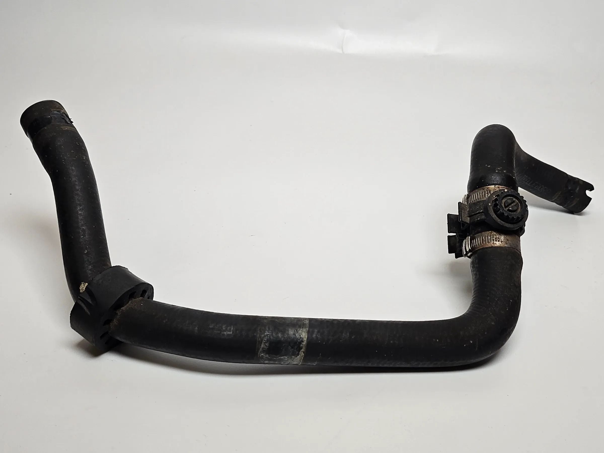 Fiat Punto  188 1,9 JTD Kühlwasserschlauch zum Wärmetauscher 2 Original