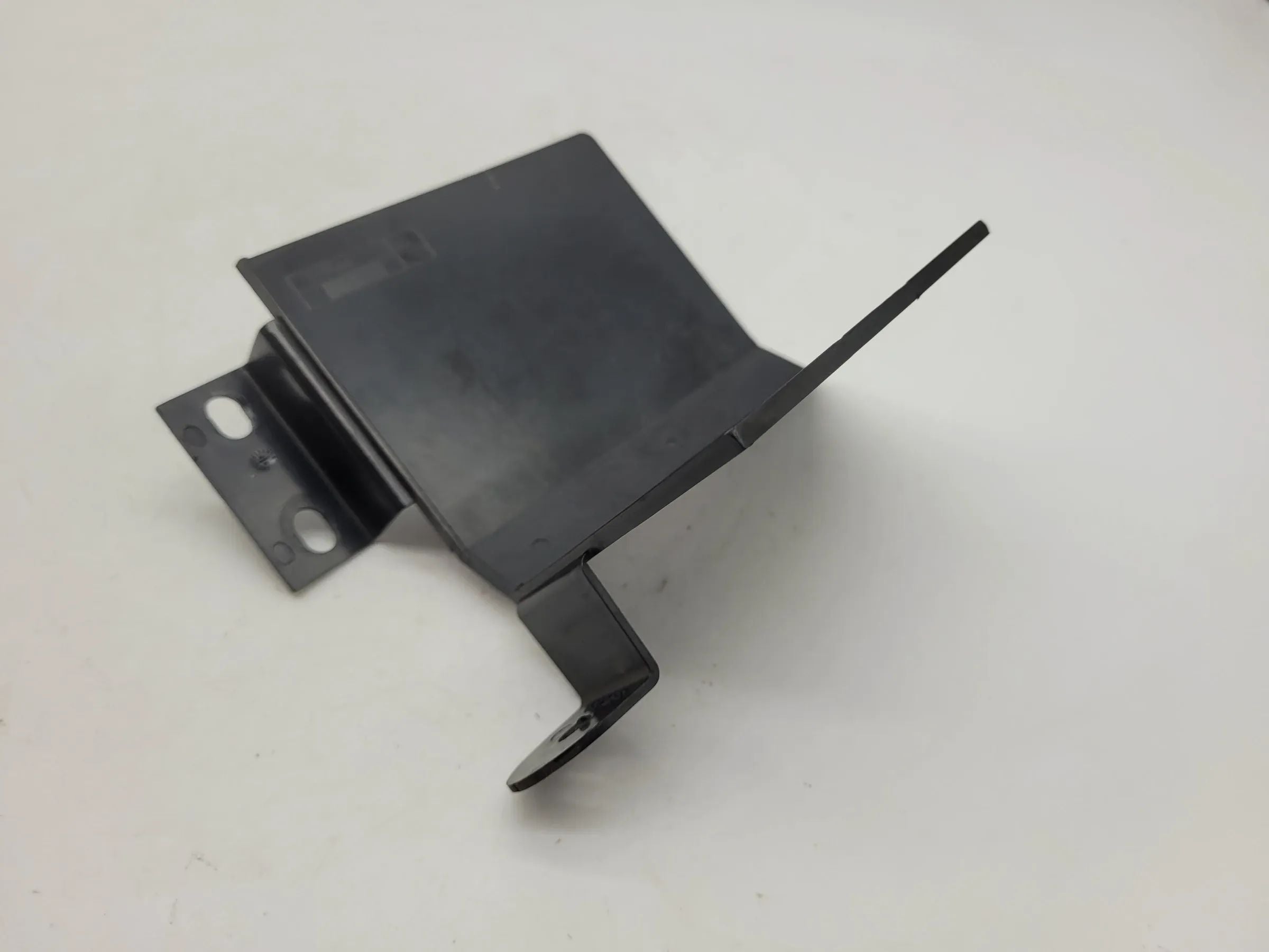 BMW 5er Touring E39 Prallschutz Überbrückung Pluspol 8370980 Original