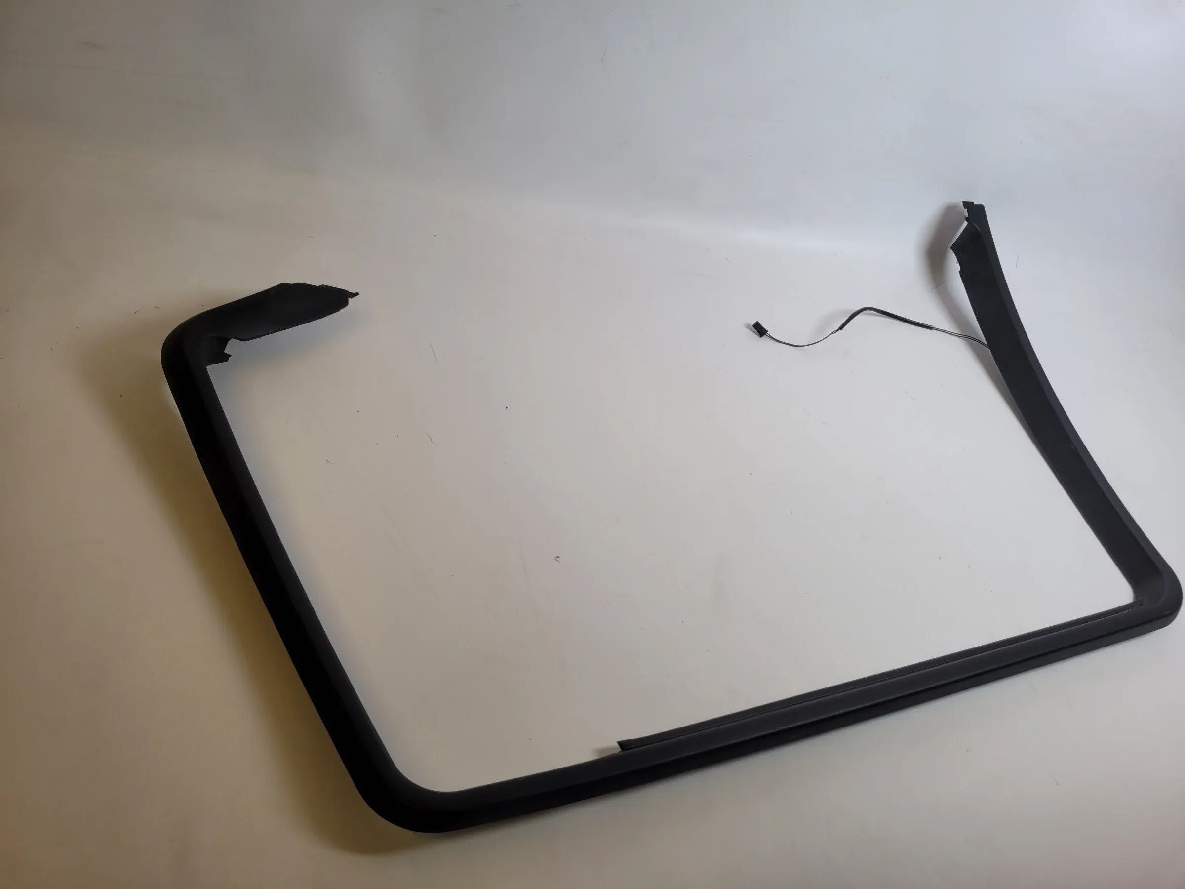 BMW 5er Touring Blende Fensterrahmen Tür Rechts Hinten 51.34-8189274 Original