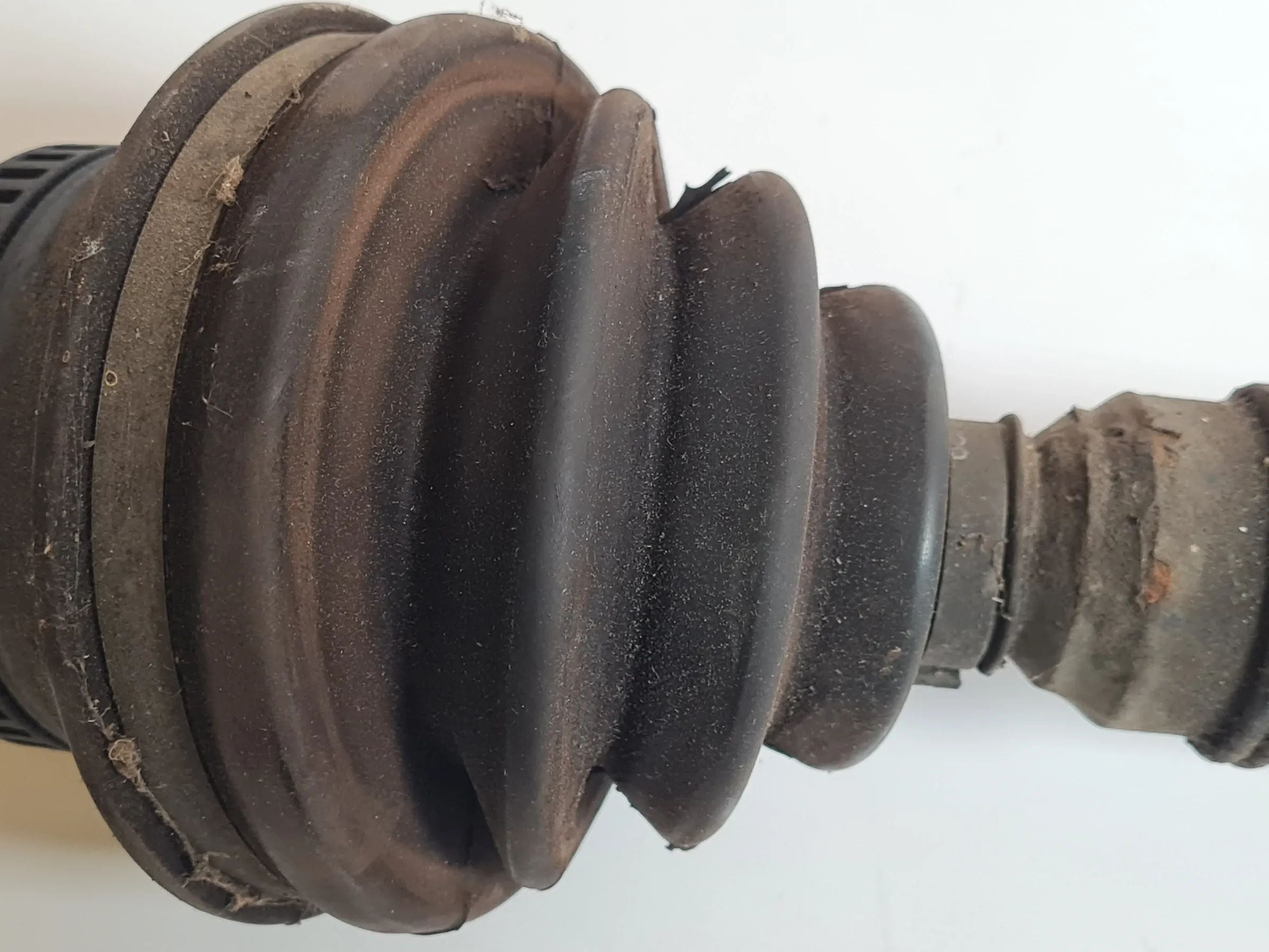 Audi A6 4B2/4B4 2.4 V6 Antriebswelle Rechts 4B0407272C (Original)