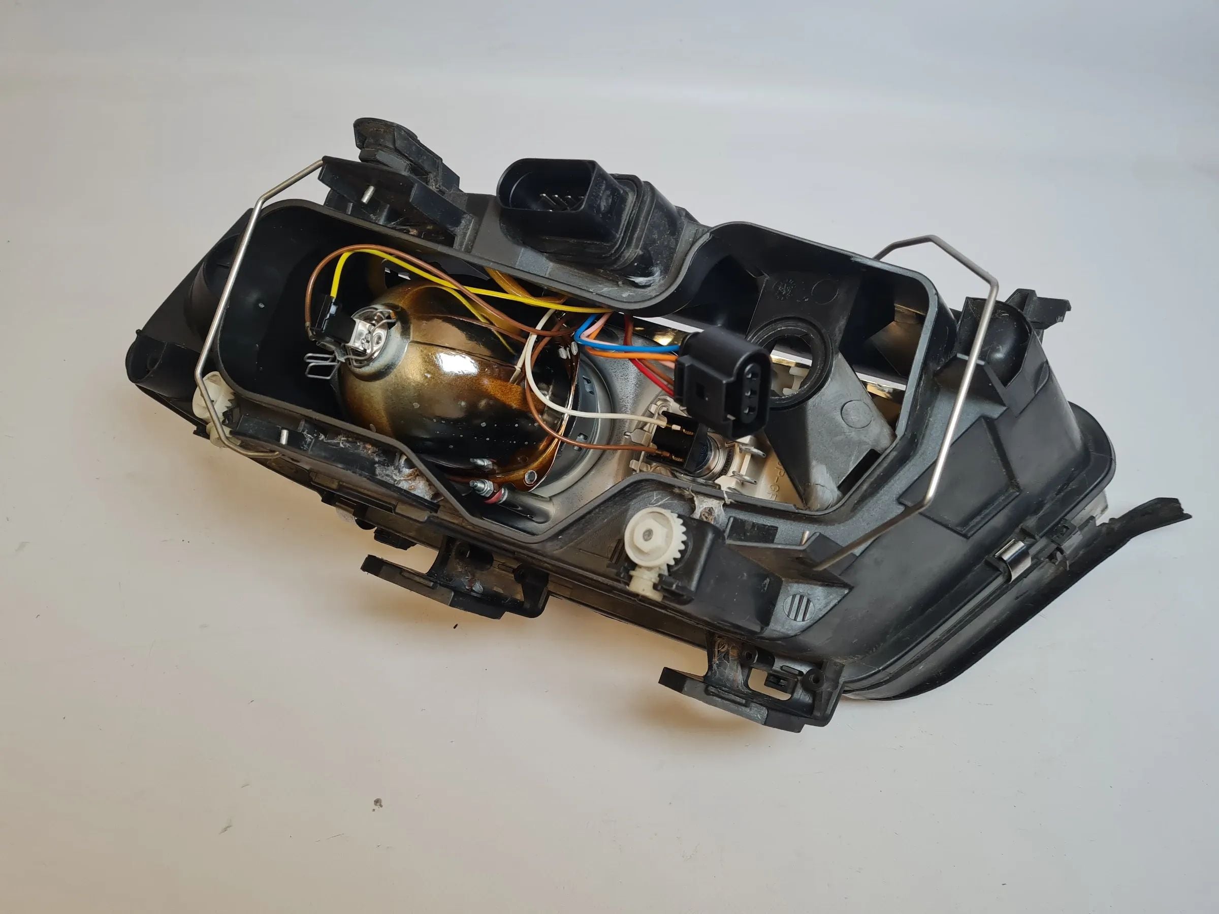 Original Audi A6 (4B2/4B4) Scheinwerfer / Frontleuchte Rechts 4B0941004