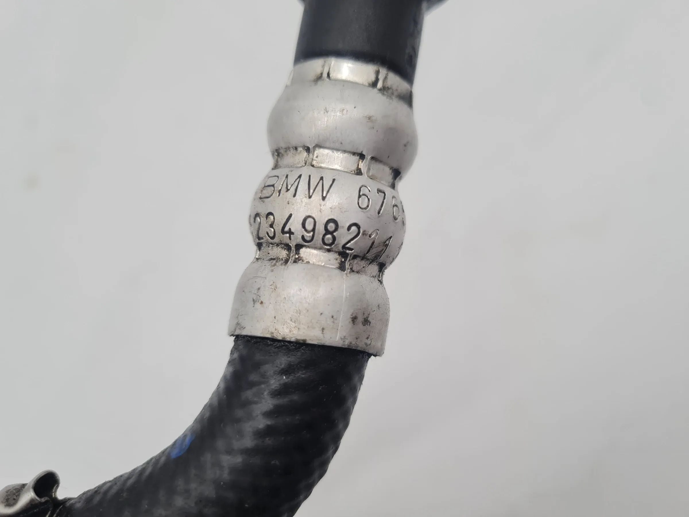 Original BMW 5er (E60/E61) Schlauch Leitung Servopumpe 32.41-6765677-02