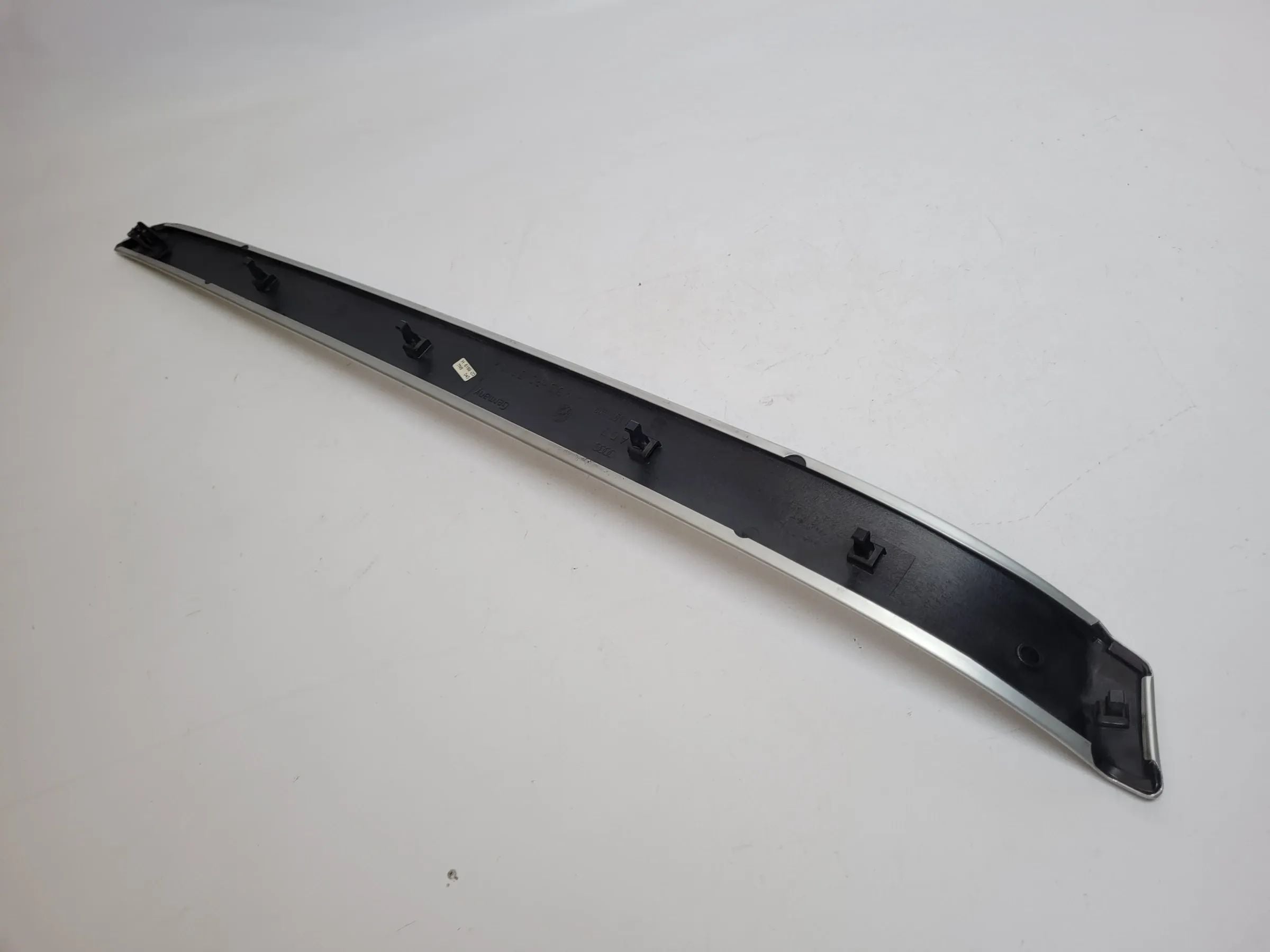 Original Audi A4 (S-Line) Dekorleiste Zierleiste Links Vorne 8E0867409